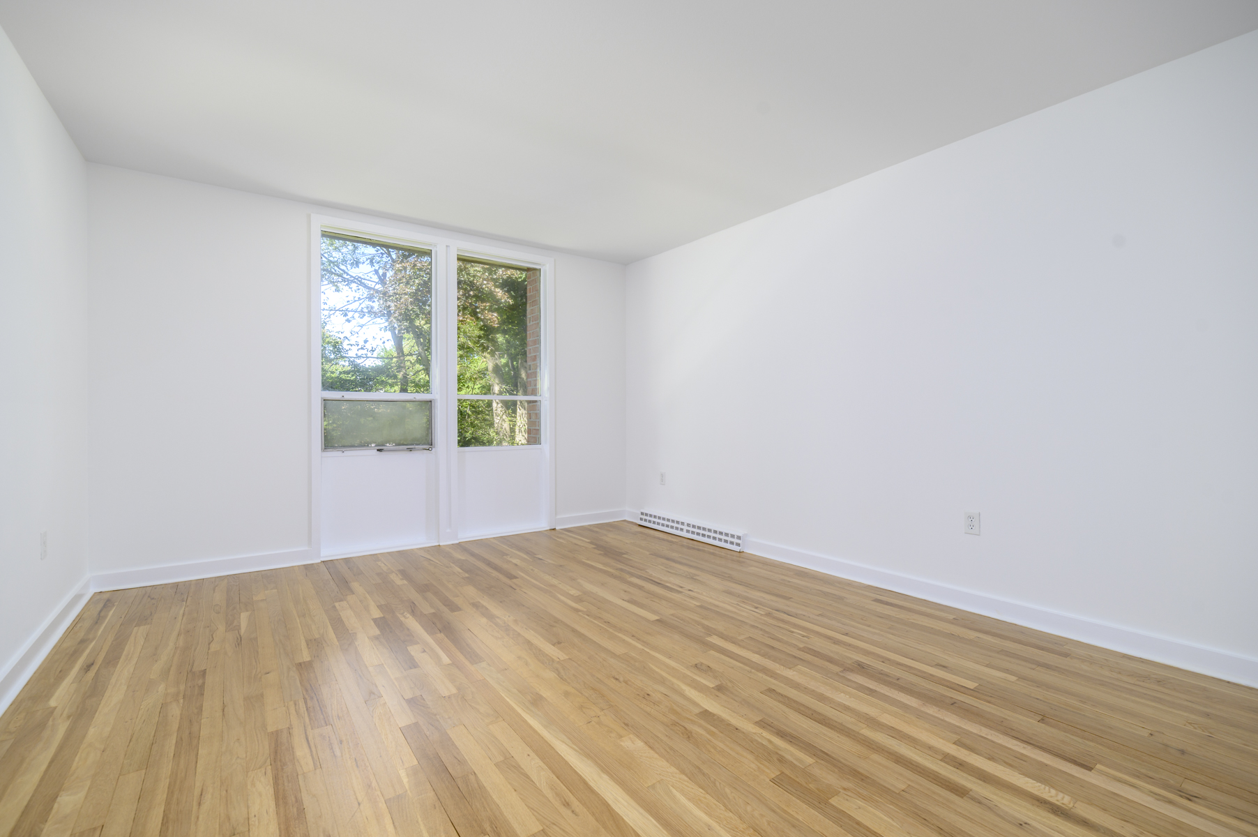  160 Fairfield Woods Road - 物件實景