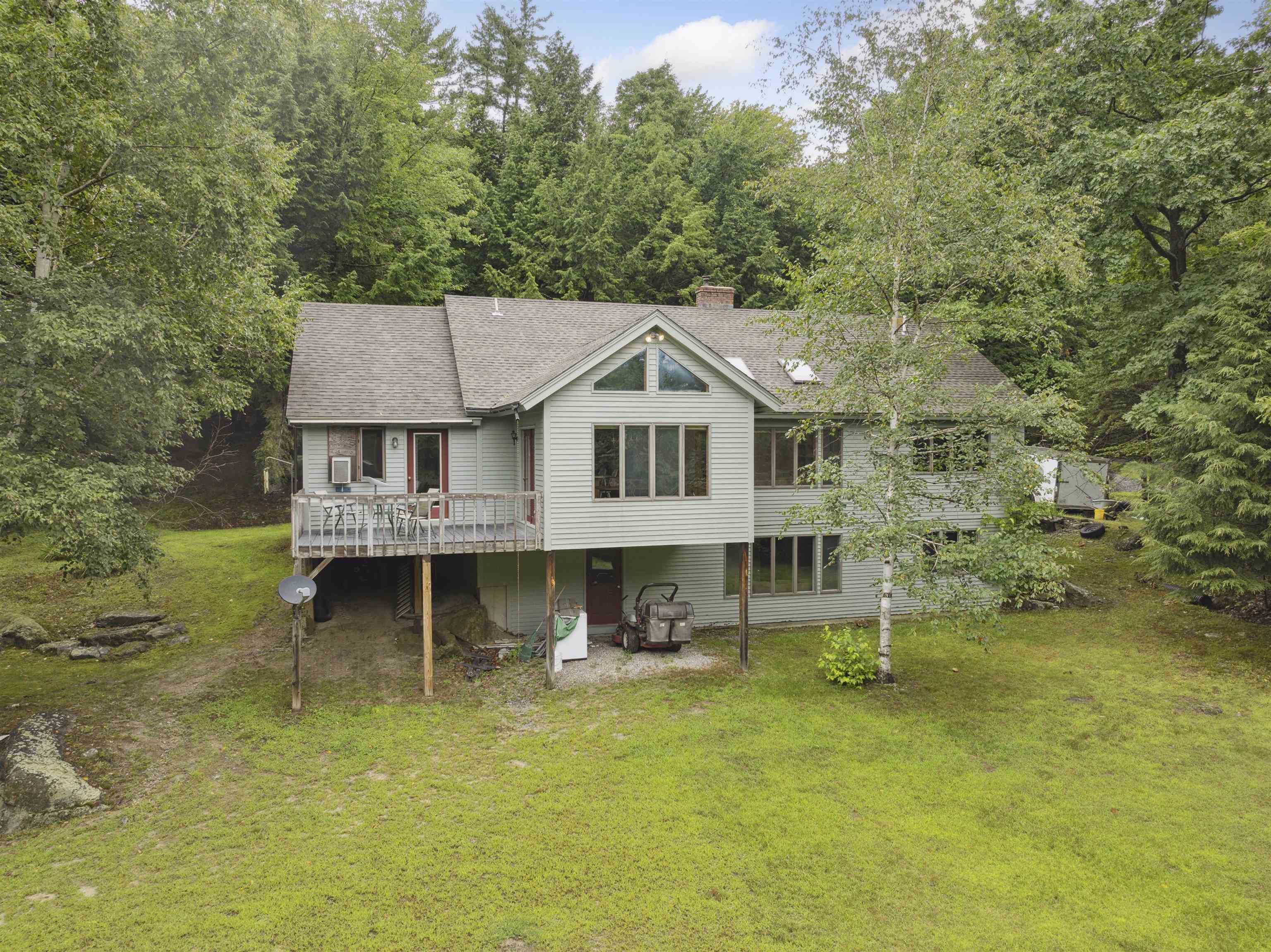 263 old post RD, Newbury, New Hampshire, 03255, United States, 3 Bedrooms Bedrooms, ,2 BathroomsBathrooms,Residential,For Sale,263 old post RD,1627941
