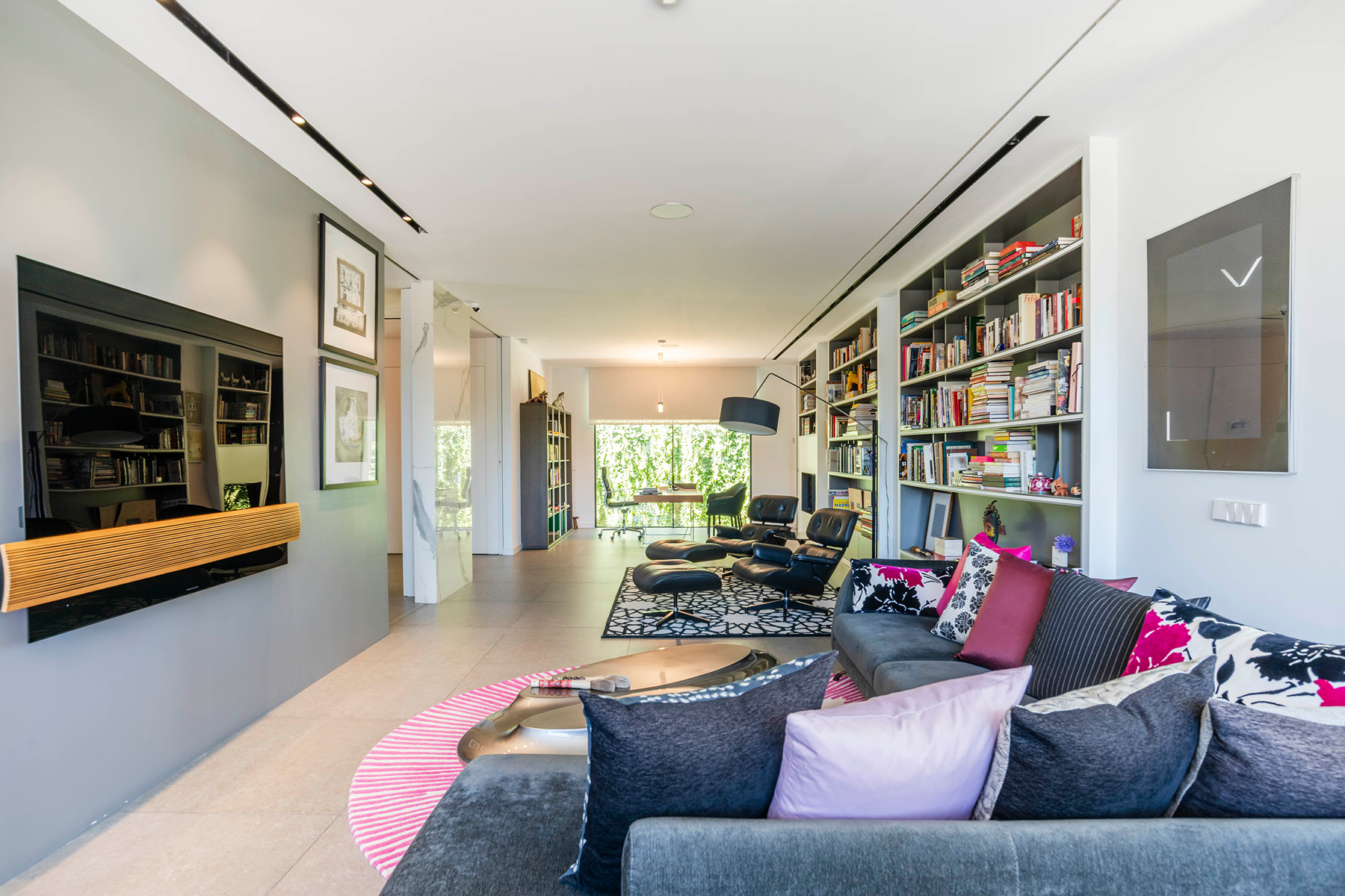  Luxury villa · 1,602 m² of privacy, infinity pool, and technology - 物件實景