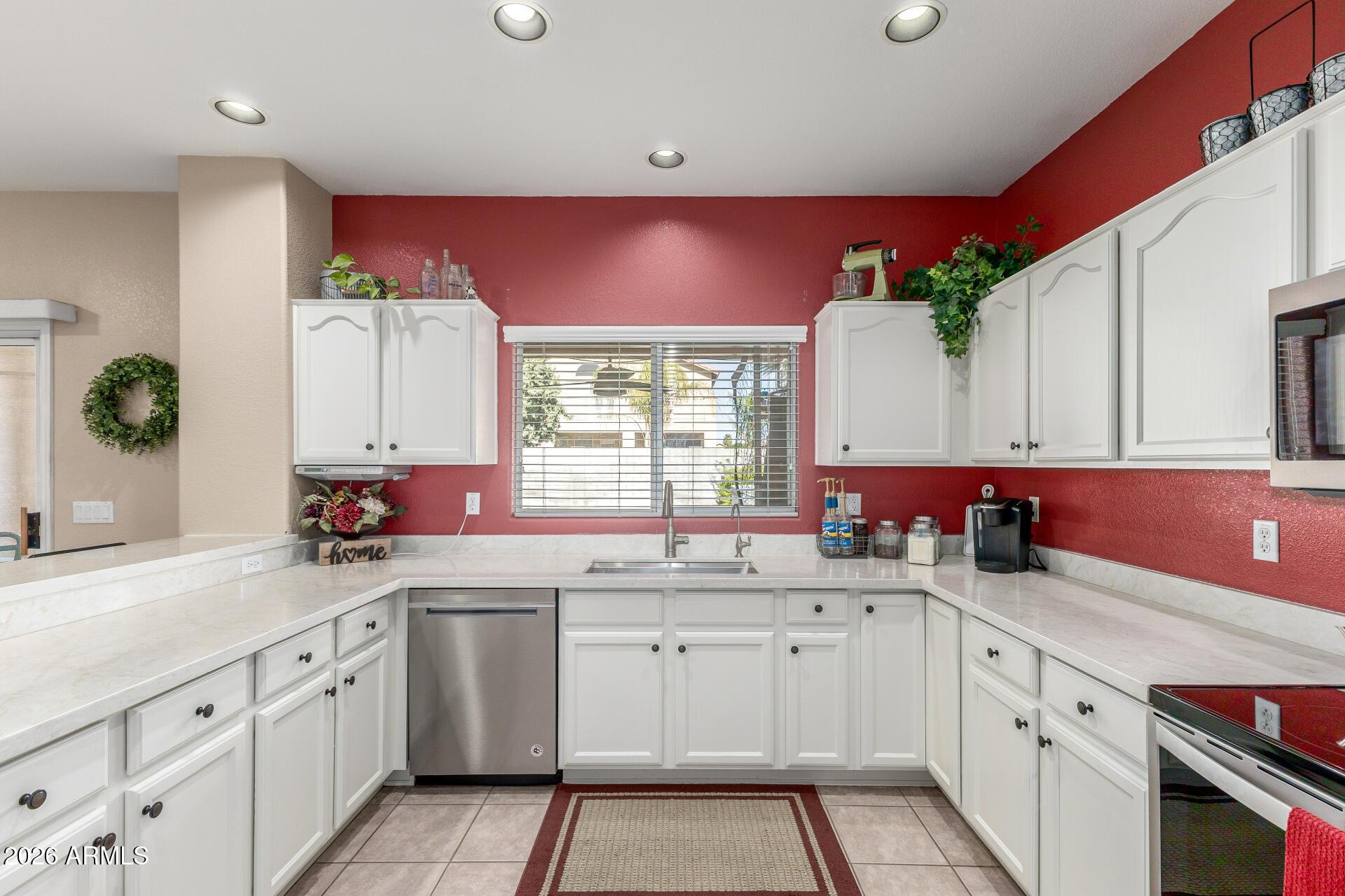 Peoria, Arizona, 85382, United States, 4 Bedrooms Bedrooms, ,4 BathroomsBathrooms,Residential,For Sale,2011142