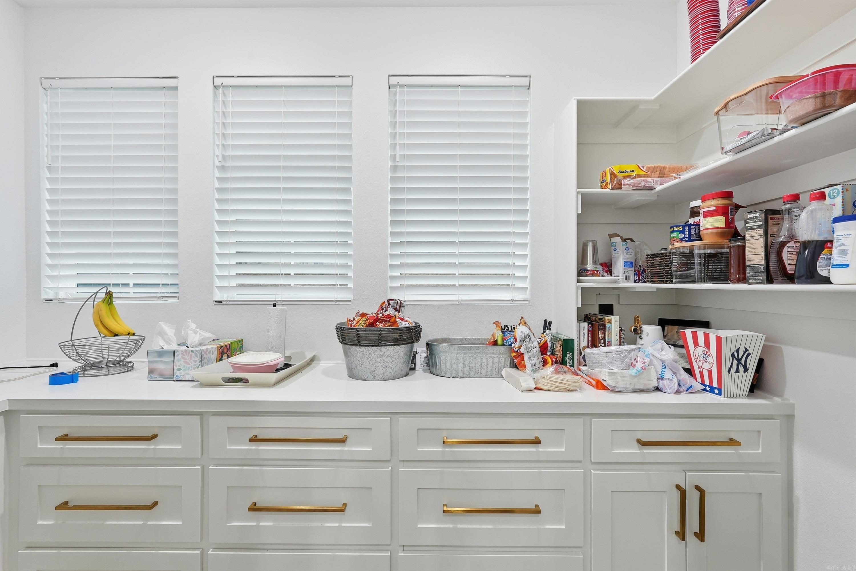 Morrilton, Arkansas, 72110, United States, 3 Bedrooms Bedrooms, ,4 BathroomsBathrooms,Residential,For Sale,2003394