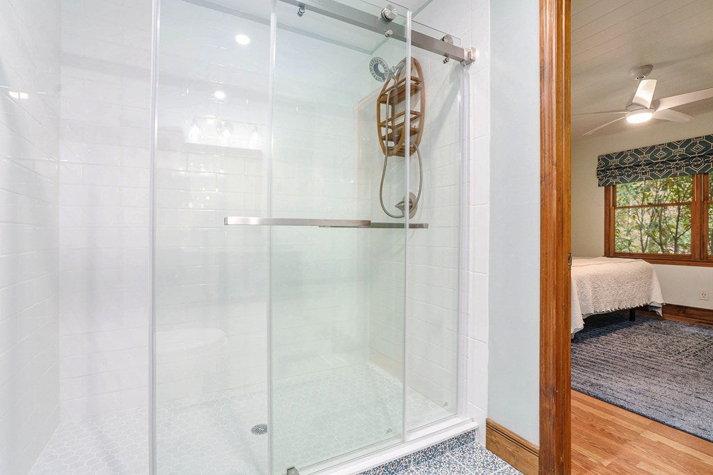 Blue Ridge, Georgia, 30513, United States, 3 Bedrooms Bedrooms, ,3 BathroomsBathrooms,Residential,For Sale,1969723