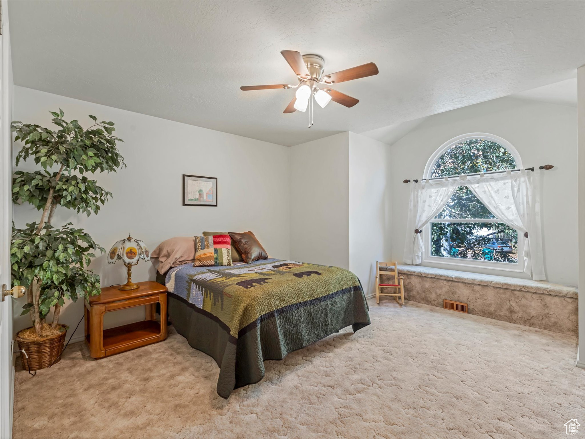 Liberty, Utah, 84310, United States, 4 Bedrooms Bedrooms, ,3 BathroomsBathrooms,Residential,For Sale,1989543