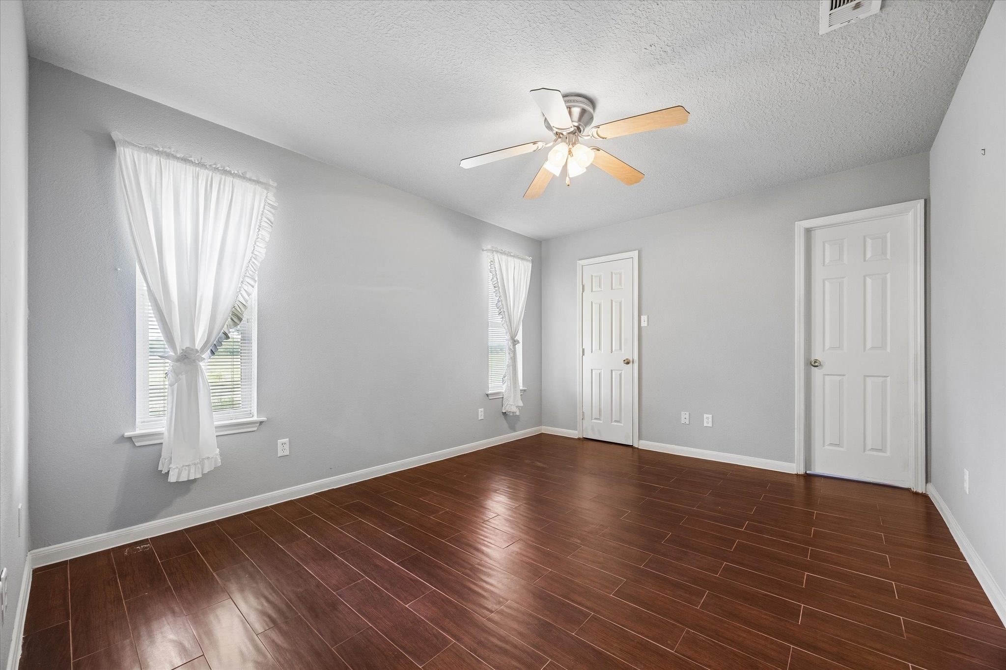  1240 Schumann Road, Bellville, TX, 77418 - 物件實景