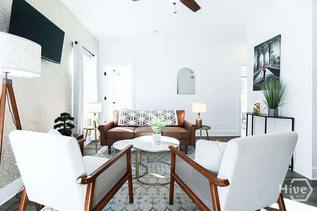 Savannah, Georgia, 31401, United States, ,Residential,For Sale,1942228