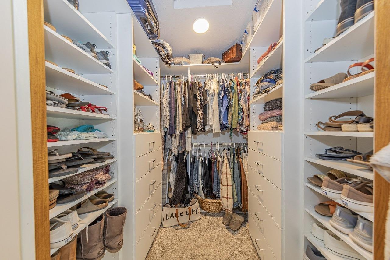 Oakhurst, California, 93644, United States, 3 Bedrooms Bedrooms, ,3 BathroomsBathrooms,Residential,For Sale,1977364