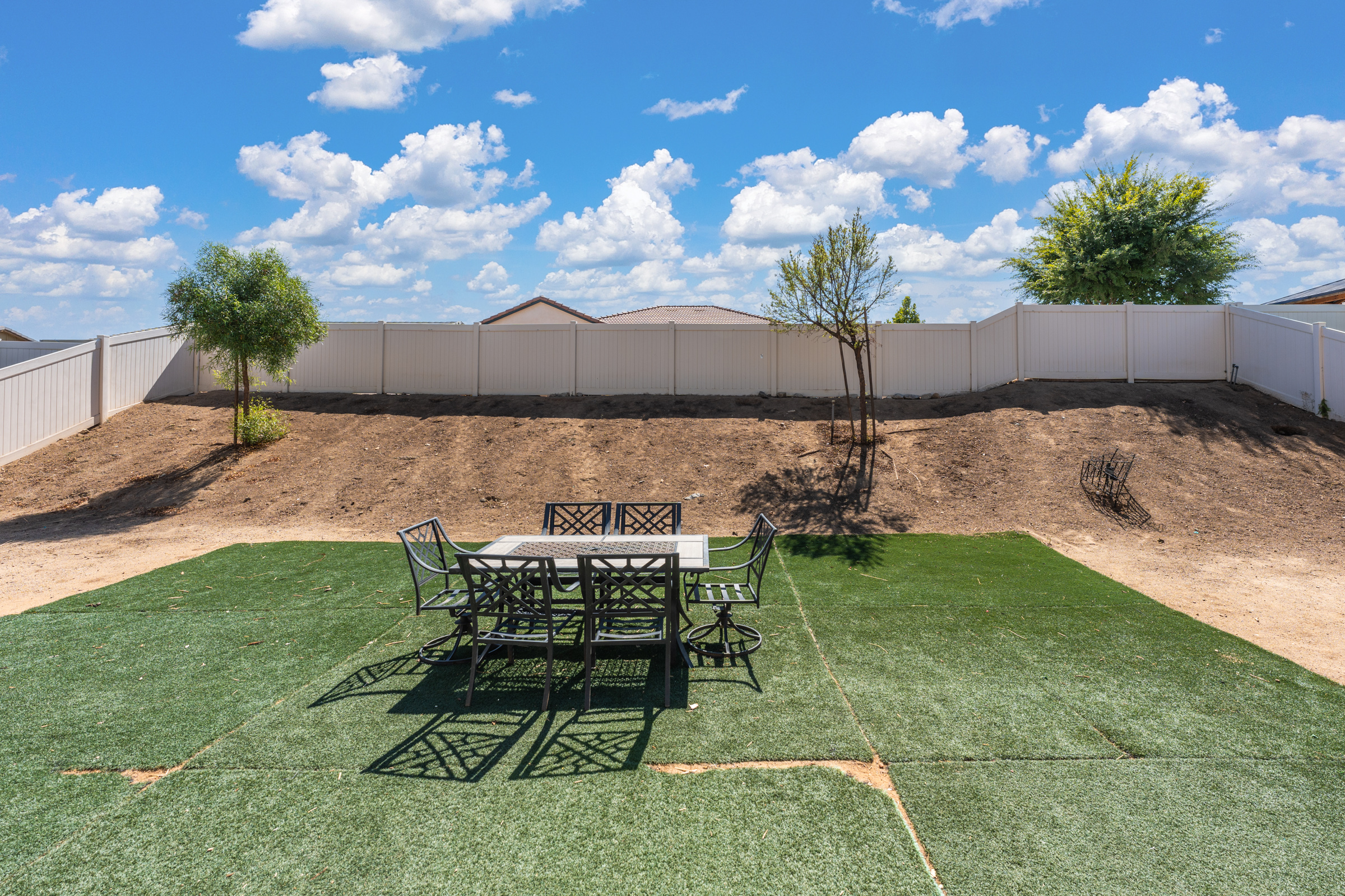 Menifee, California, 92584, United States, 3 Bedrooms Bedrooms, ,2 BathroomsBathrooms,Residential,For Sale,1980644