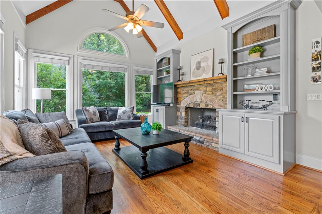 Cumming, Georgia, 30041, United States, 6 Bedrooms Bedrooms, ,5 BathroomsBathrooms,Residential,For Sale,1983286