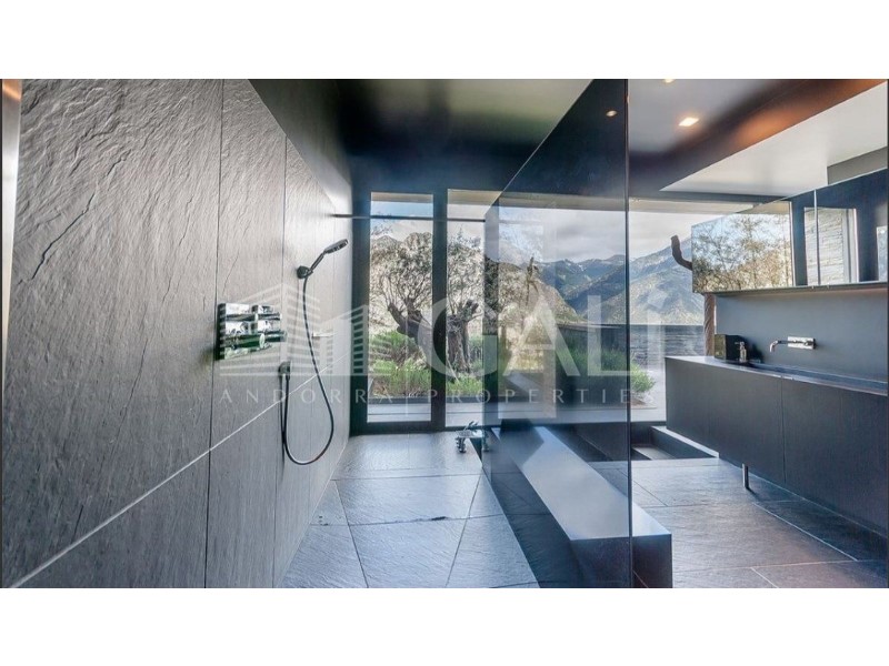 Sant Julià de Lòria, Andorra, AD, 6 Bedrooms Bedrooms, ,8 BathroomsBathrooms,Residential,For Sale,1448780