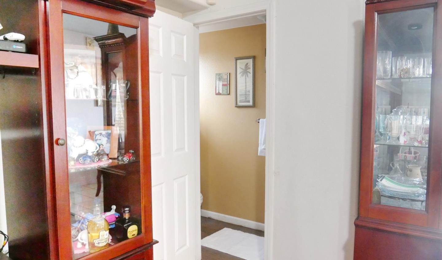 Richmond, California, 94801, United States, 3 Bedrooms Bedrooms, ,3 BathroomsBathrooms,Residential,For Sale,1978475