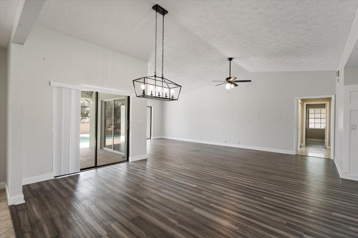 Port St Lucie, Florida, 34952, United States, 4 Bedrooms Bedrooms, ,3 BathroomsBathrooms,Residential,For Sale,1977843