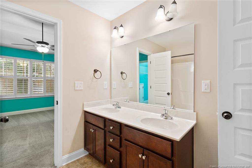 Sanford, North Carolina, 27332, United States, 4 Bedrooms Bedrooms, ,4 BathroomsBathrooms,Residential,For Sale,1891962