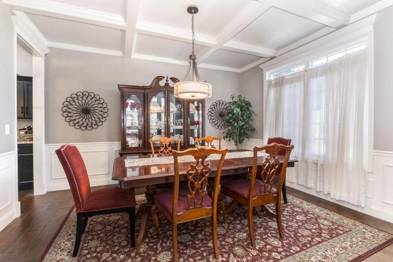 Bloomington, Illinois, 61705, United States, 5 Bedrooms Bedrooms, ,5 BathroomsBathrooms,Residential,For Sale,1817687