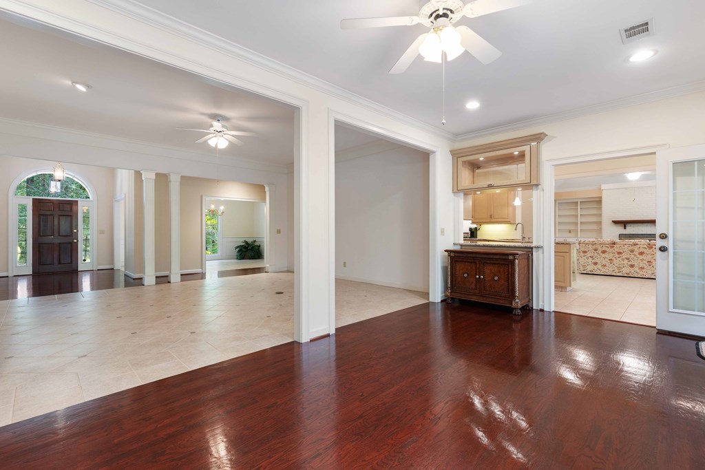 Columbus, Georgia, 31904, United States, 4 Bedrooms Bedrooms, ,4 BathroomsBathrooms,Residential,For Sale,1940420