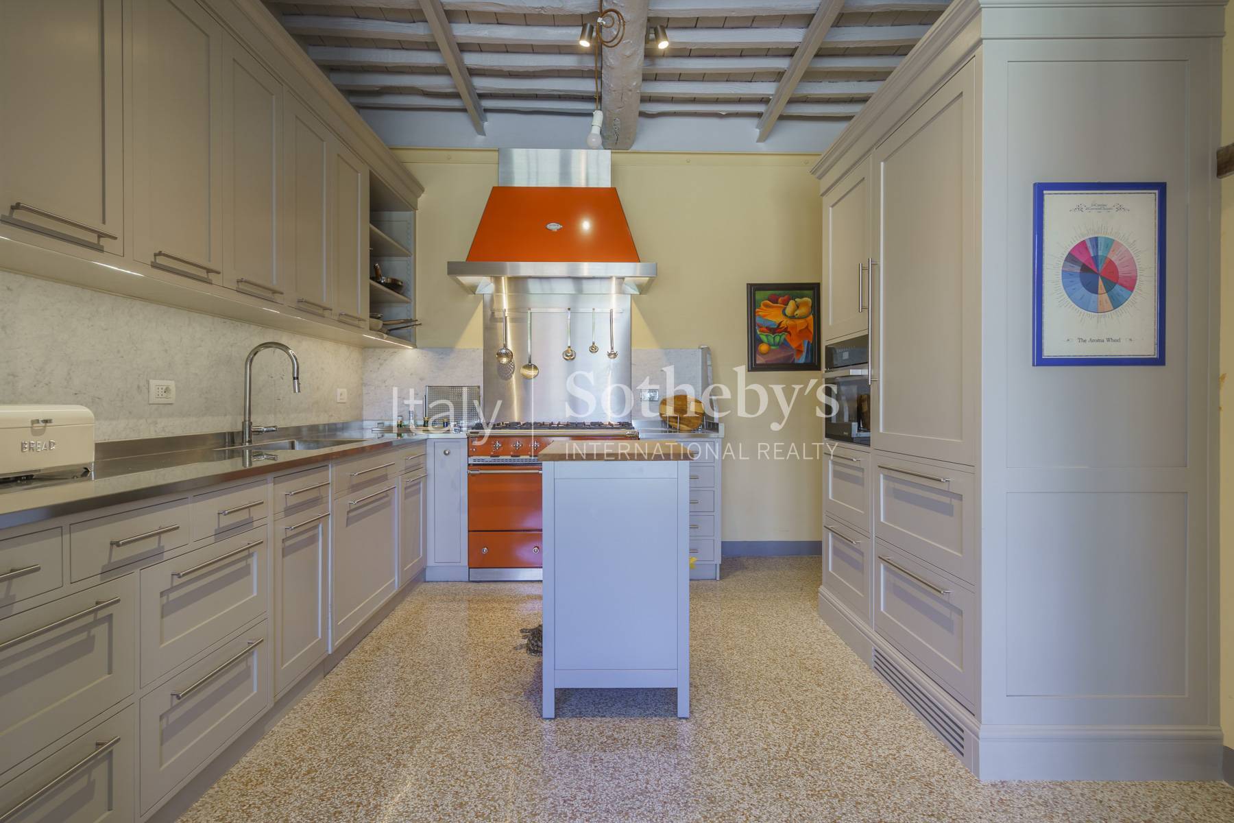  Villa with pool and private garden in the heart of Pietrasanta - 物件實景