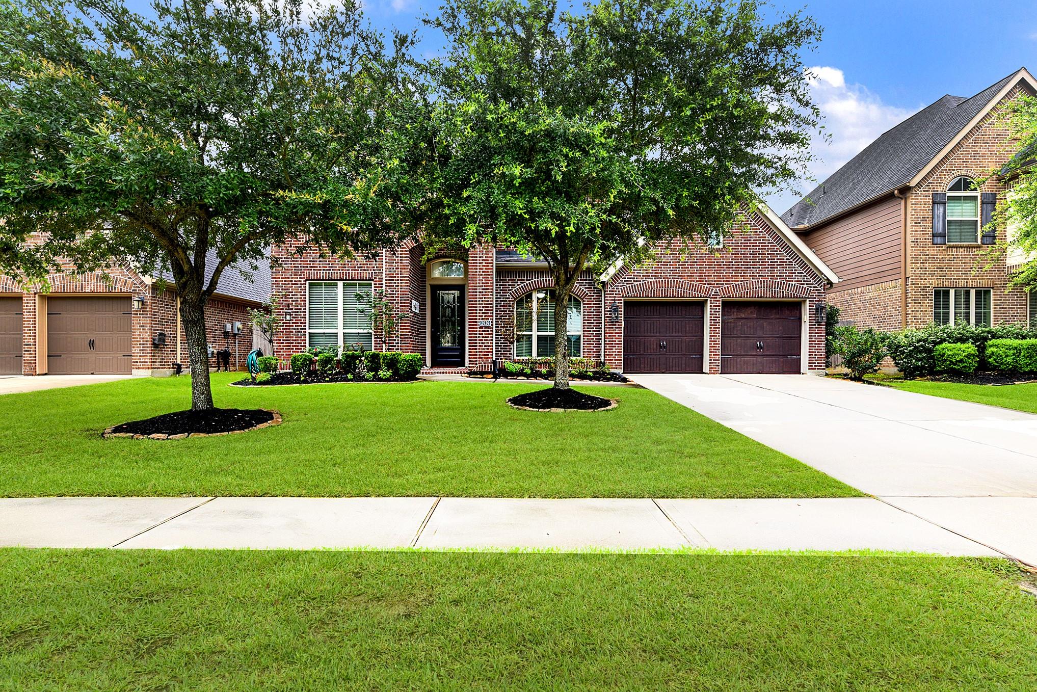 Katy, Texas, 77494, United States, 5 Bedrooms Bedrooms, ,5 BathroomsBathrooms,Residential,For Sale,2048040