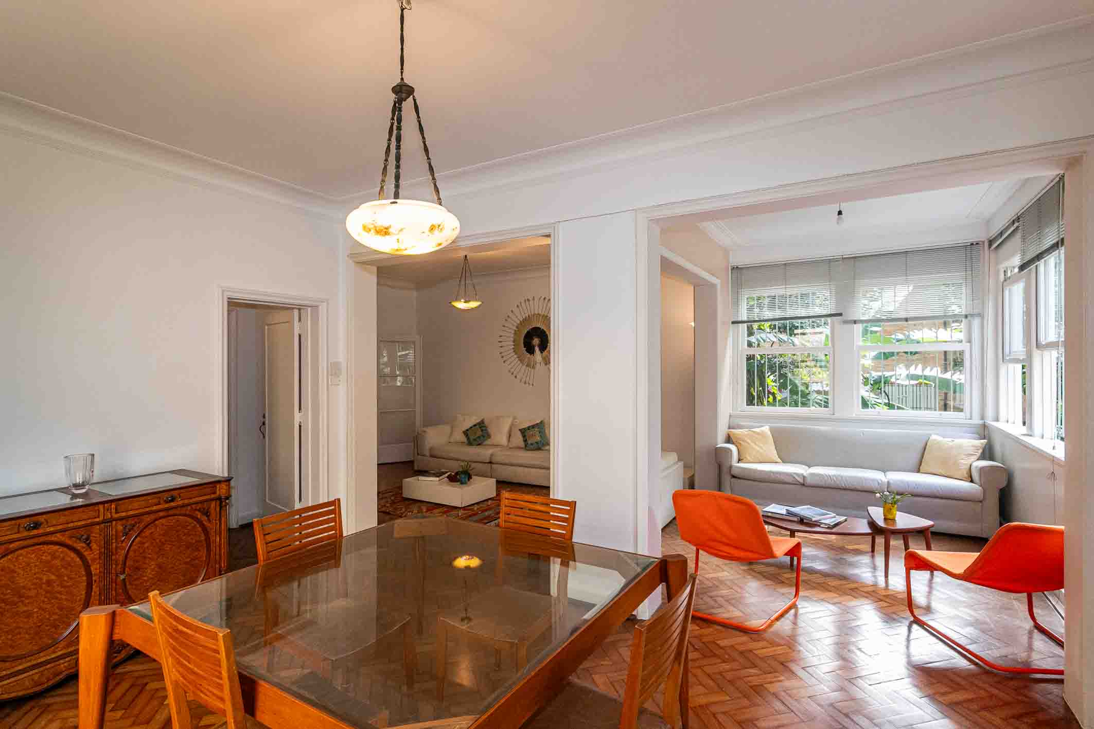  Spacious residence on a quiet street with landscaped garden - 物件實景