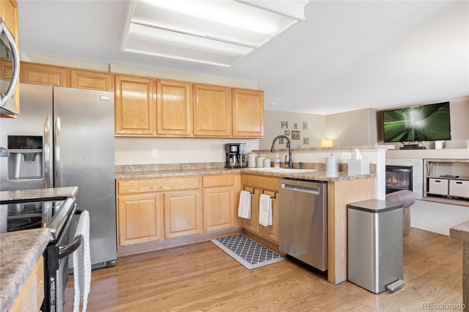 Thornton, Colorado, 80602, United States, 4 Bedrooms Bedrooms, ,3 BathroomsBathrooms,Residential,For Sale,1972750