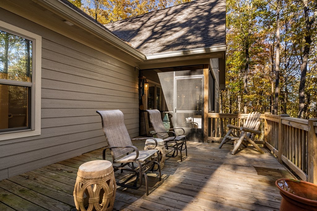 Ellijay, Georgia, 30536, United States, 3 Bedrooms Bedrooms, ,2 BathroomsBathrooms,Residential,For Sale,1987924