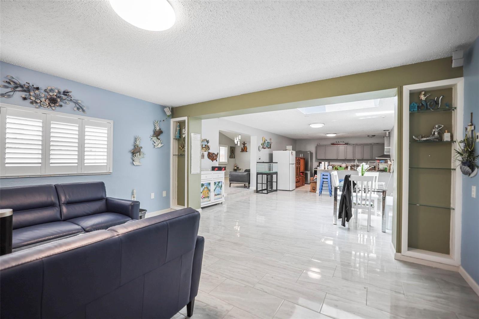 Clearwater, Florida, 33760, United States, 3 Bedrooms Bedrooms, ,2 BathroomsBathrooms,Residential,For Sale,1826177