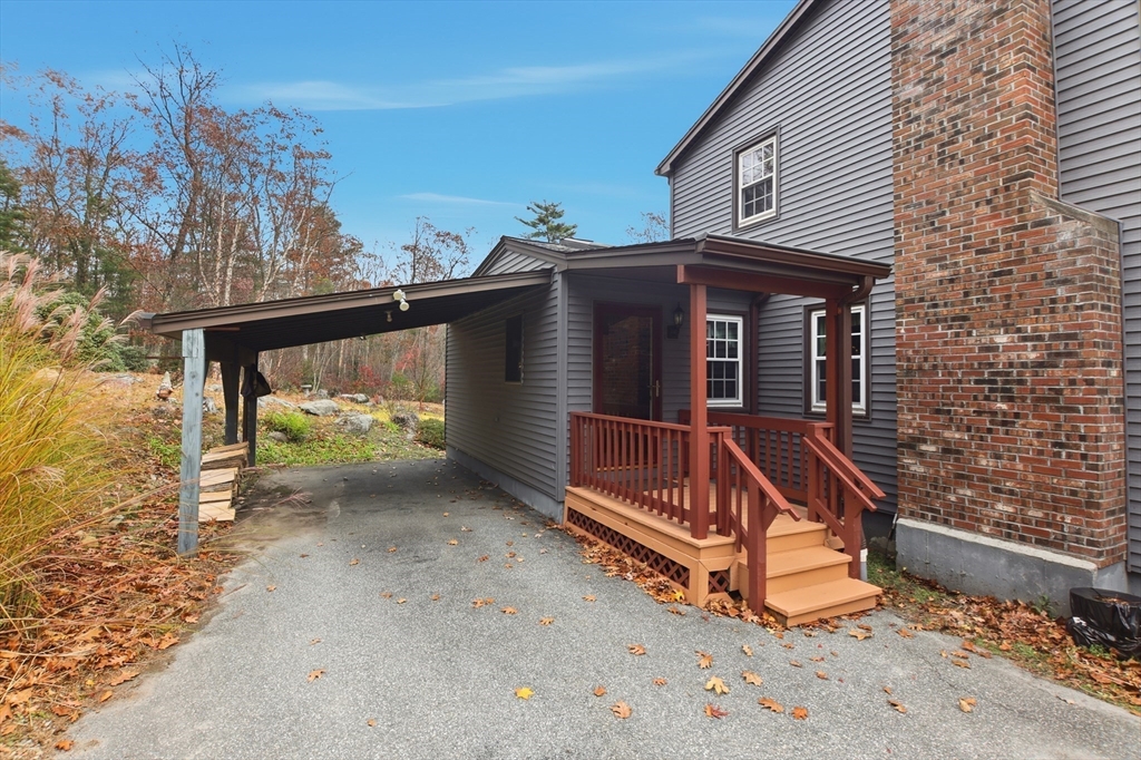 Monson, Massachusetts, 01057, United States, 5 Bedrooms Bedrooms, ,2 BathroomsBathrooms,Residential,For Sale,1988308