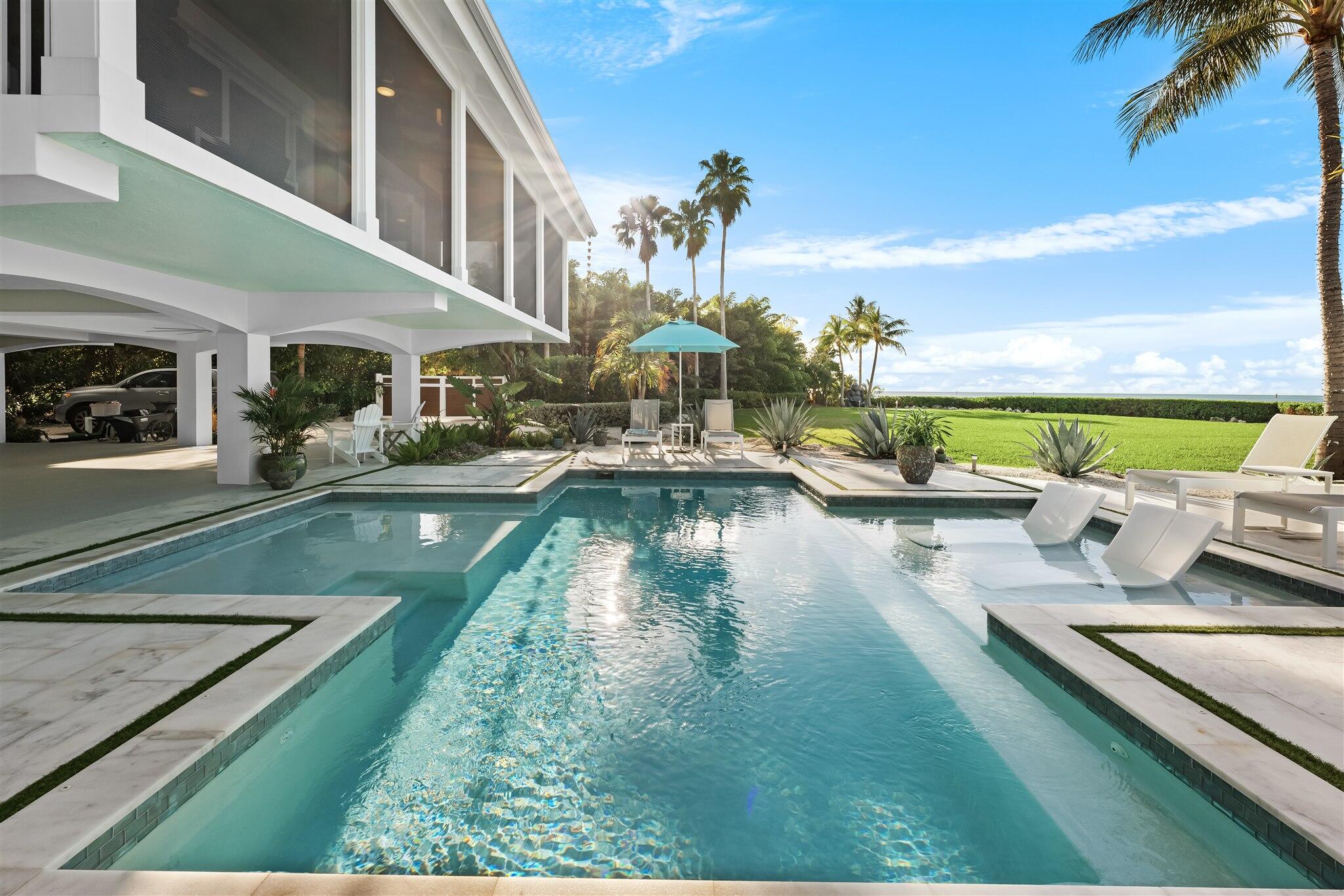 165 Bayview Drive, ISLAMORADA, Florida, 33036, United States, 6 Bedrooms Bedrooms, ,4 BathroomsBathrooms,Residential,For Sale,165 Bayview Drive,1676800