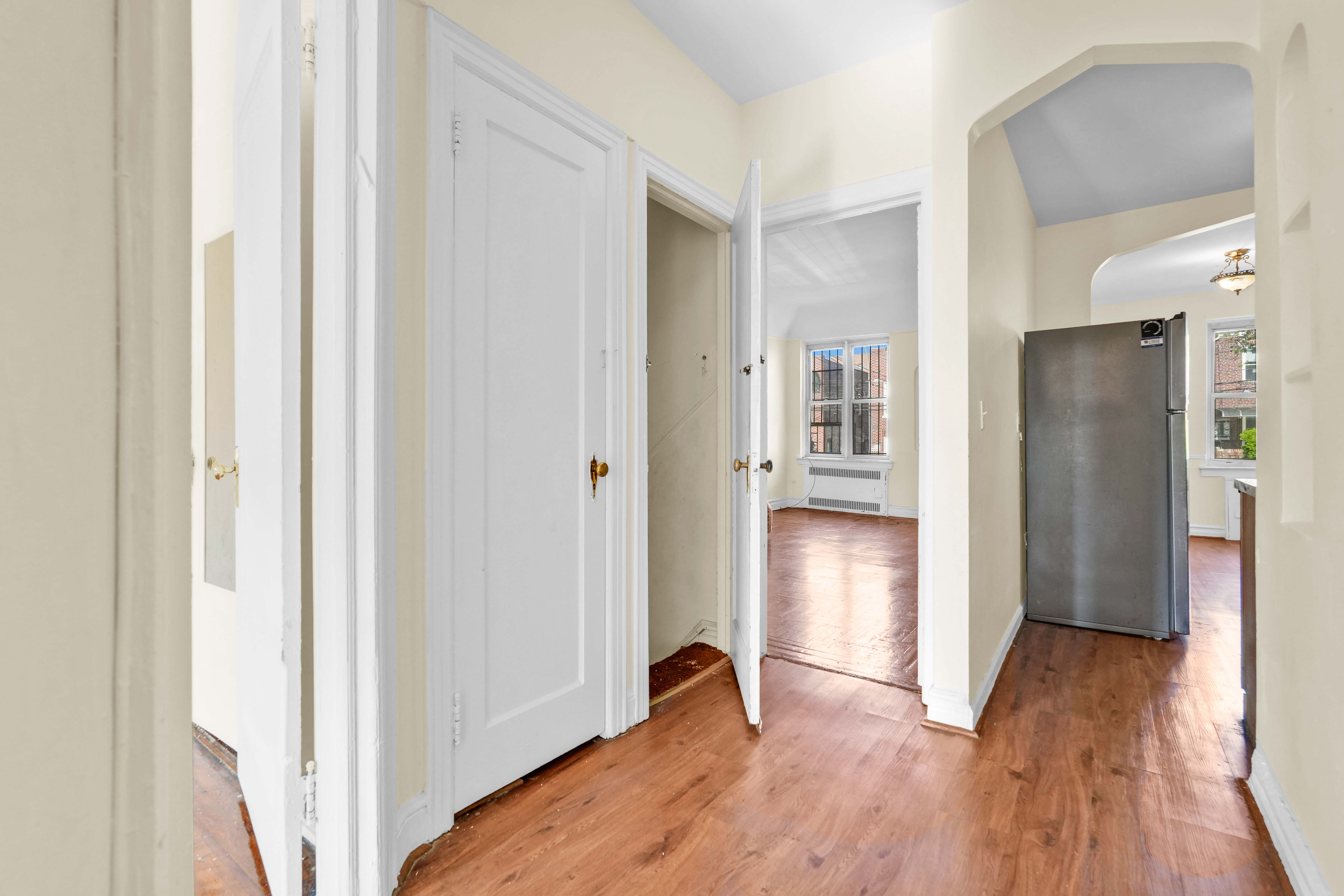  252 E 45th Street, Brooklyn, NY, 11203 - 物件實景