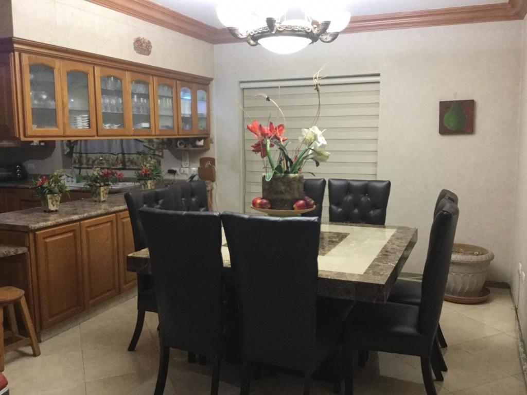 Paseo de San Luciano, Torreón, Coahuila de Zaragoza, 27106, Mexico, 3 Bedrooms Bedrooms, ,3 BathroomsBathrooms,Residential,For Sale,Paseo de San Luciano,1621731