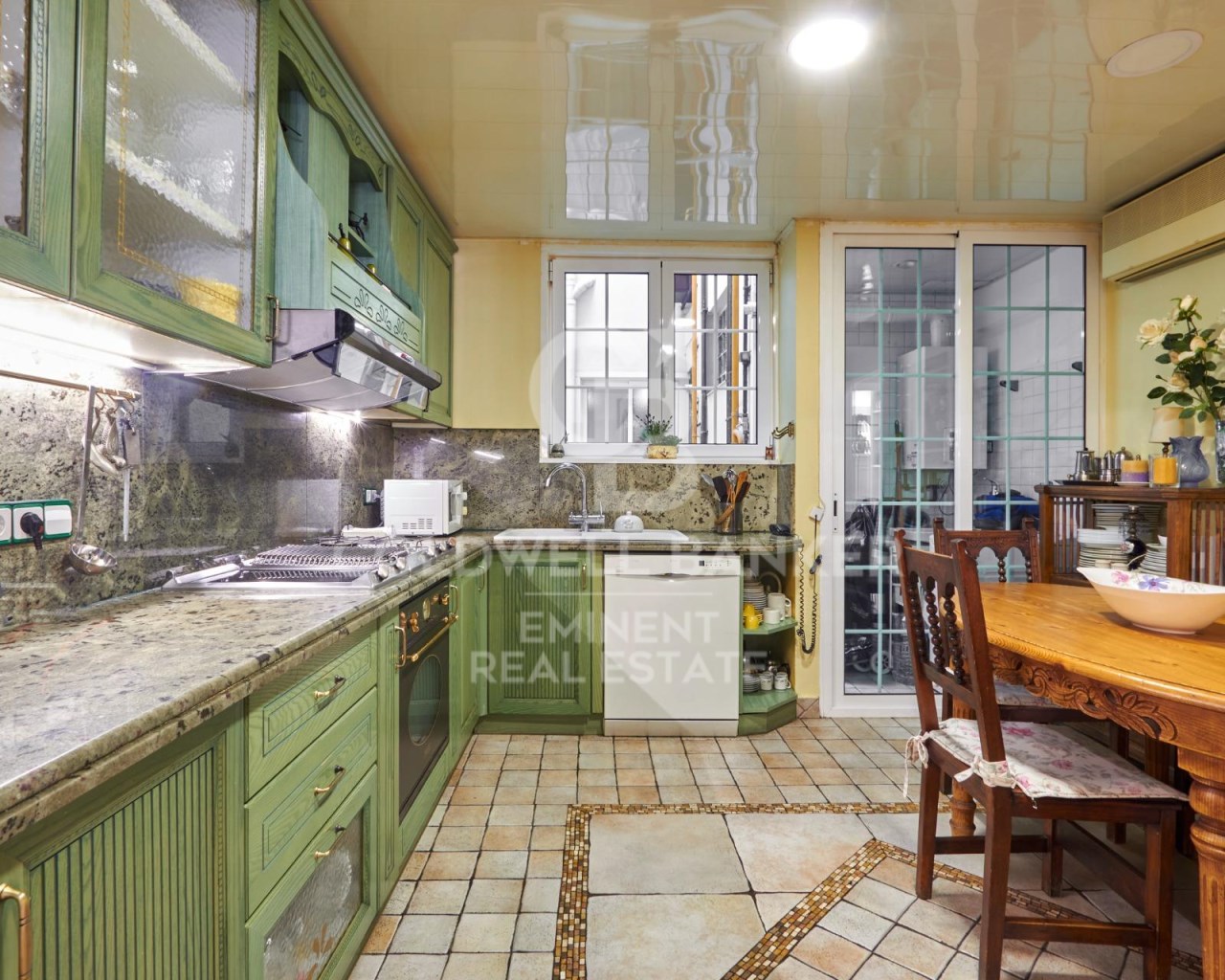 Barcelona, Barcelona, Sants ? Montju?c, Sants Barc, Barcelona, Catalonia, ES, 4 Bedrooms Bedrooms, ,3 BathroomsBathrooms,Residential,For Sale,Barcelona, Barcelona, Sants ? Montju?c, Sants Barc,1527712