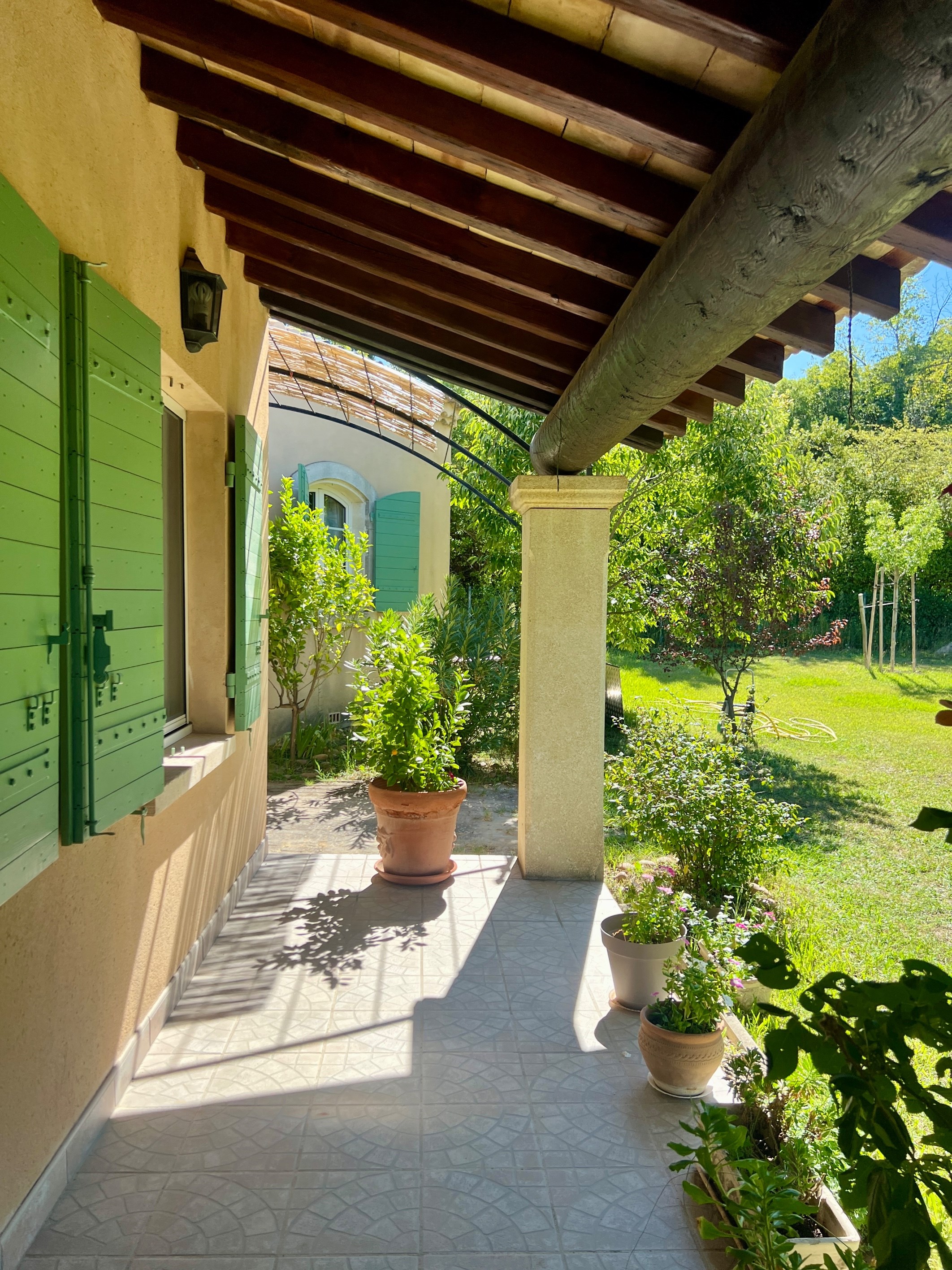  Quiet family home, in the immediate vicinity of Saint-Rémy-de-Provence. - 物件實景