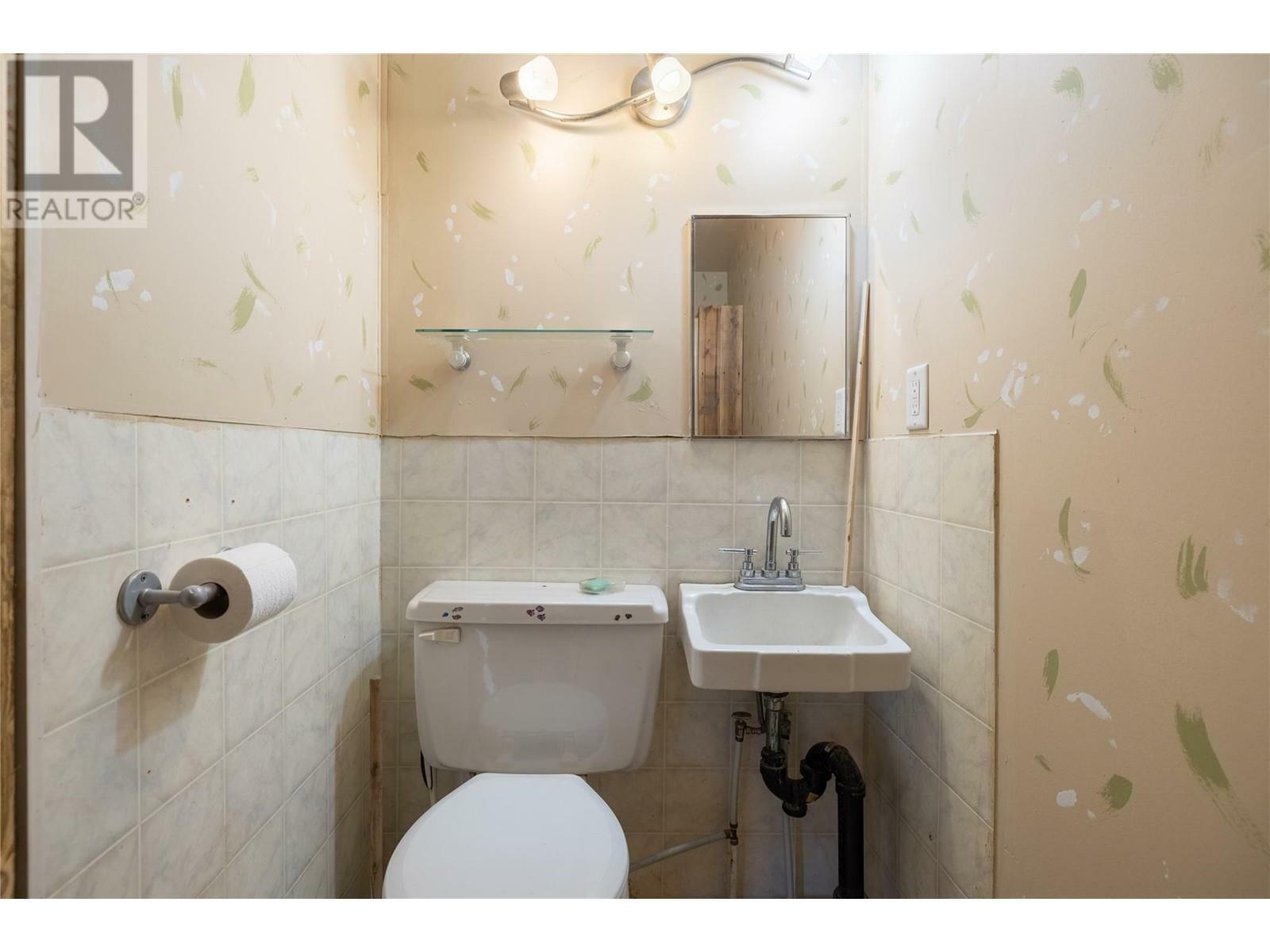 LUMBY, British Columbia, V0E 2G1, CA, 3 Bedrooms Bedrooms, ,2 BathroomsBathrooms,Residential,For Sale,1838495