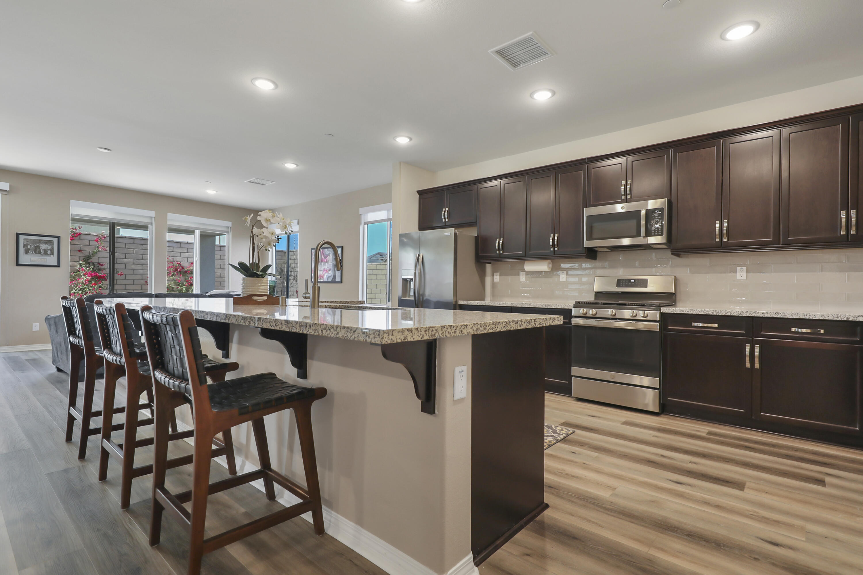 Indio, California, 92203, United States, 2 Bedrooms Bedrooms, ,3 BathroomsBathrooms,Residential,For Sale,1962392