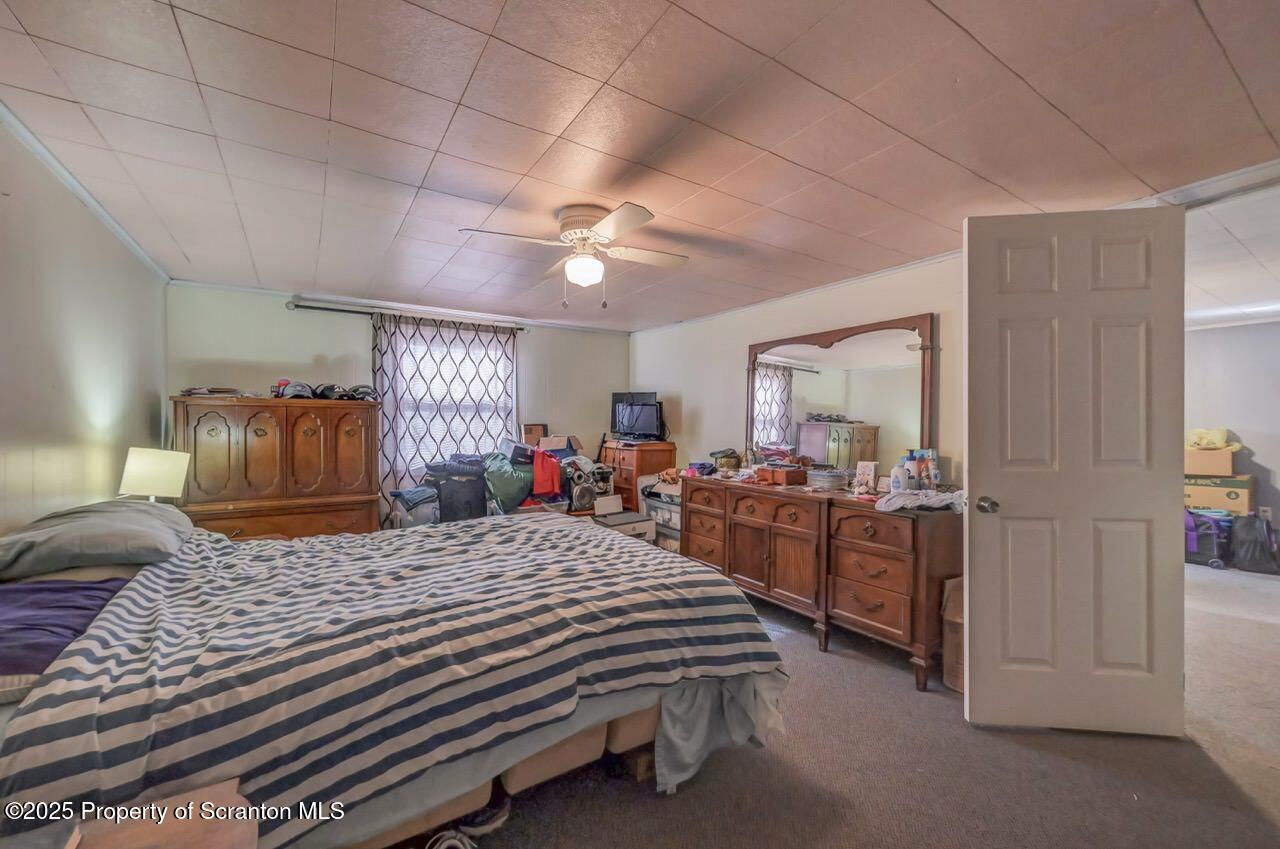 Gouldsboro, Pennsylvania, 18424, United States, 5 Bedrooms Bedrooms, ,2 BathroomsBathrooms,Residential,For Sale,1932796