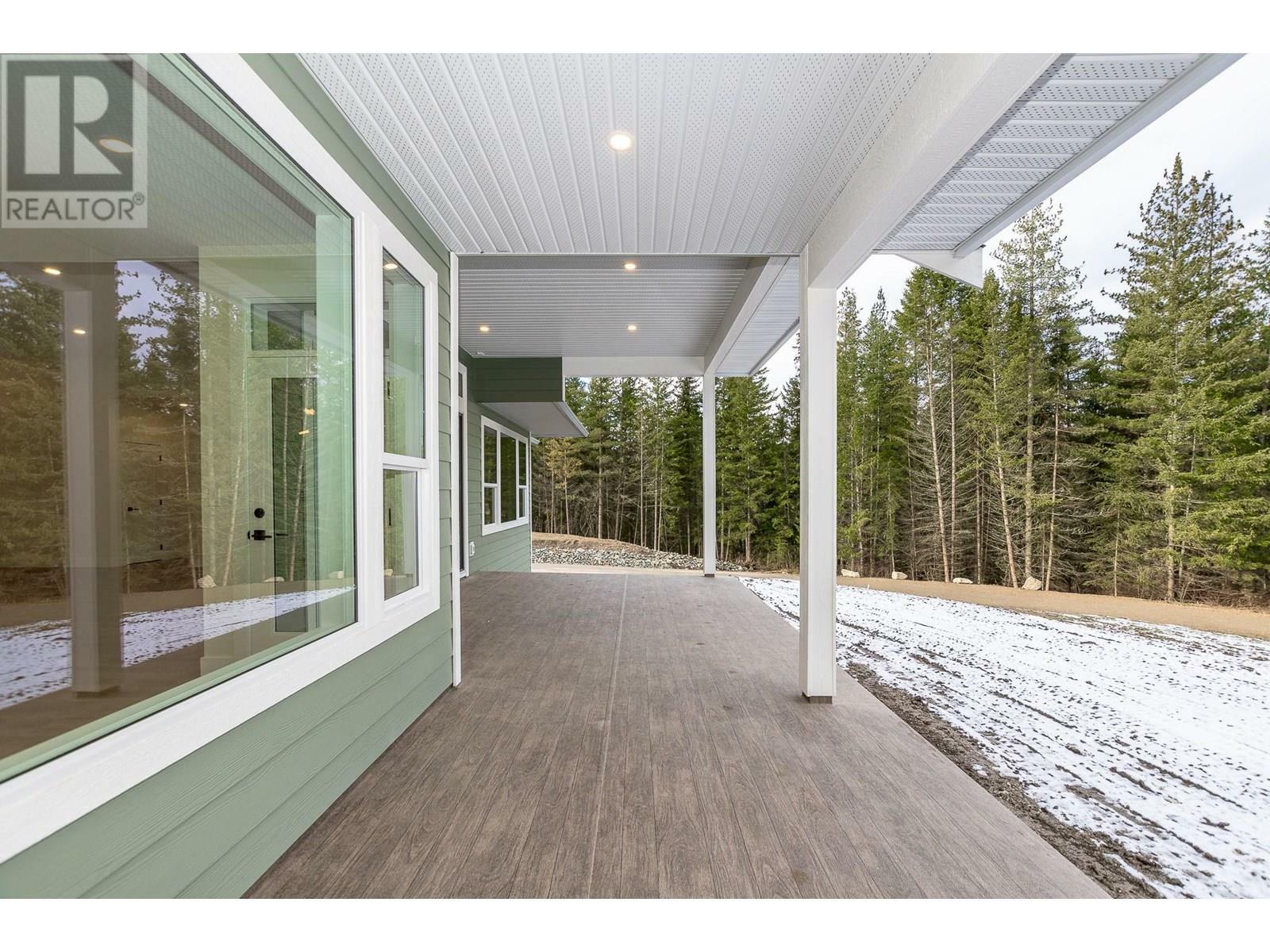BLIND BAY, British Columbia, V0E 1H0, CA, 3 Bedrooms Bedrooms, ,2 BathroomsBathrooms,Residential,For Sale,1836853
