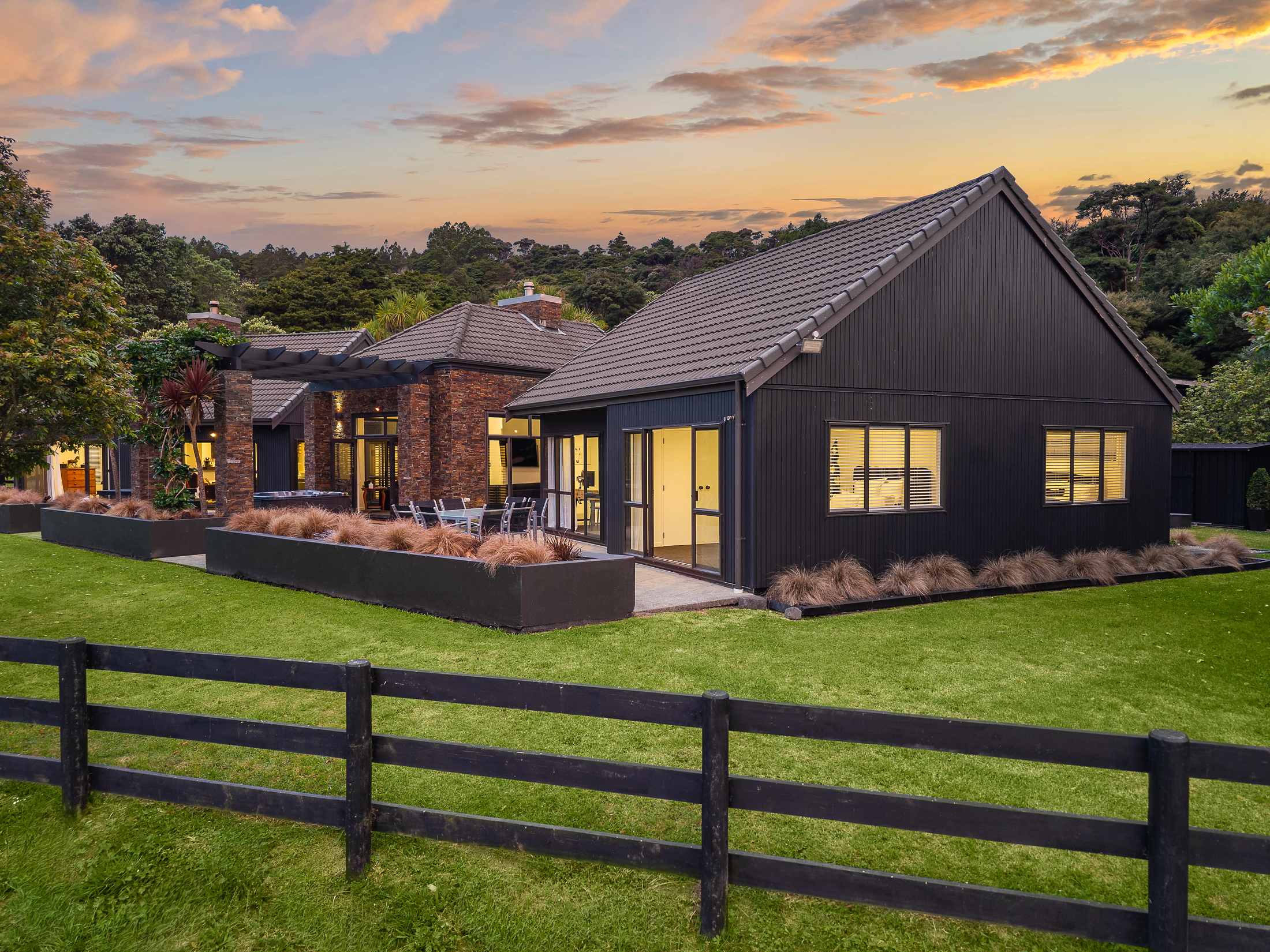  Exclusive and Private Estate with Presence - 物件實景