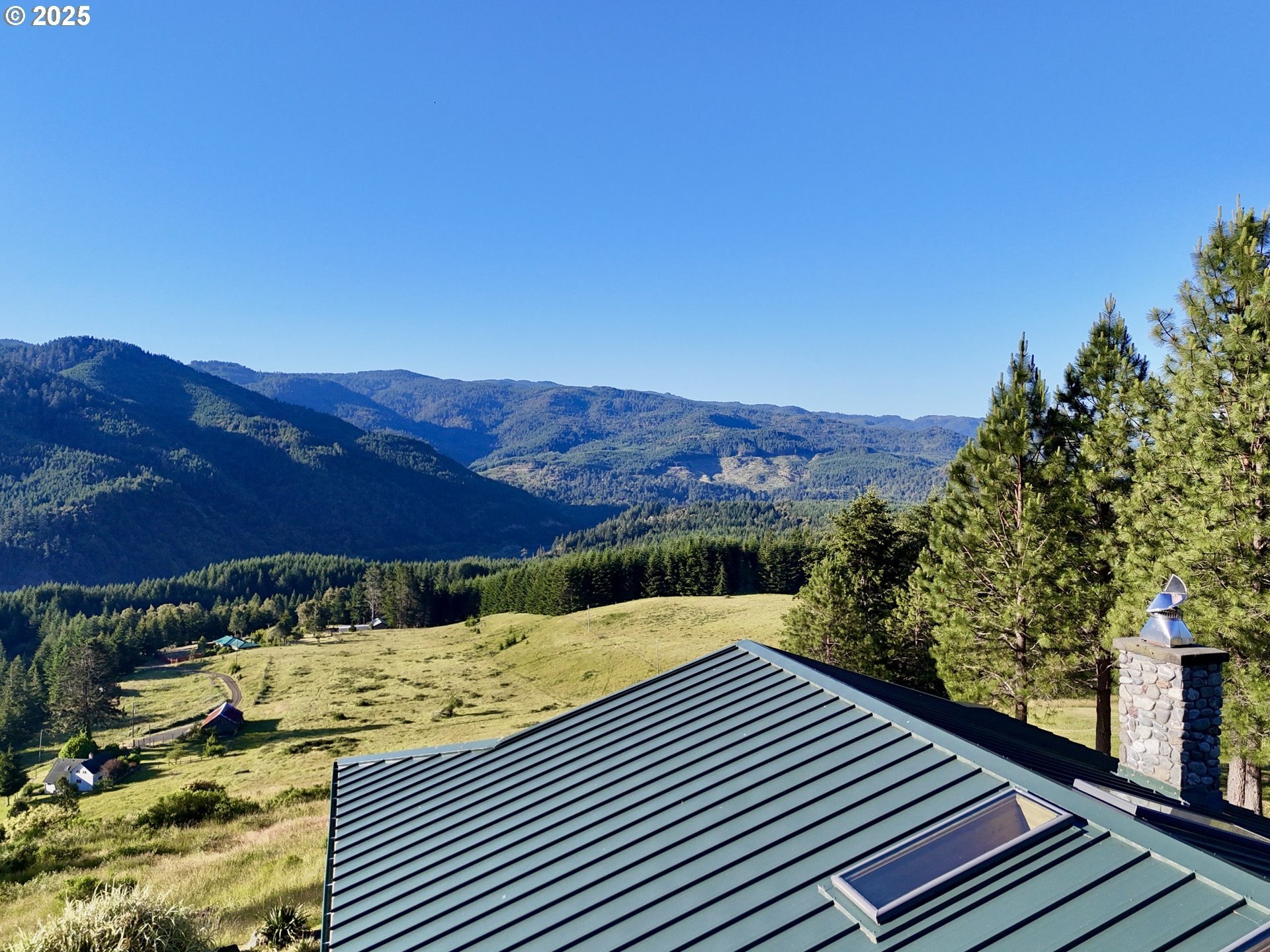 Gold Beach, Oregon, 97444, United States, 2 Bedrooms Bedrooms, ,3 BathroomsBathrooms,Residential,For Sale,1975339