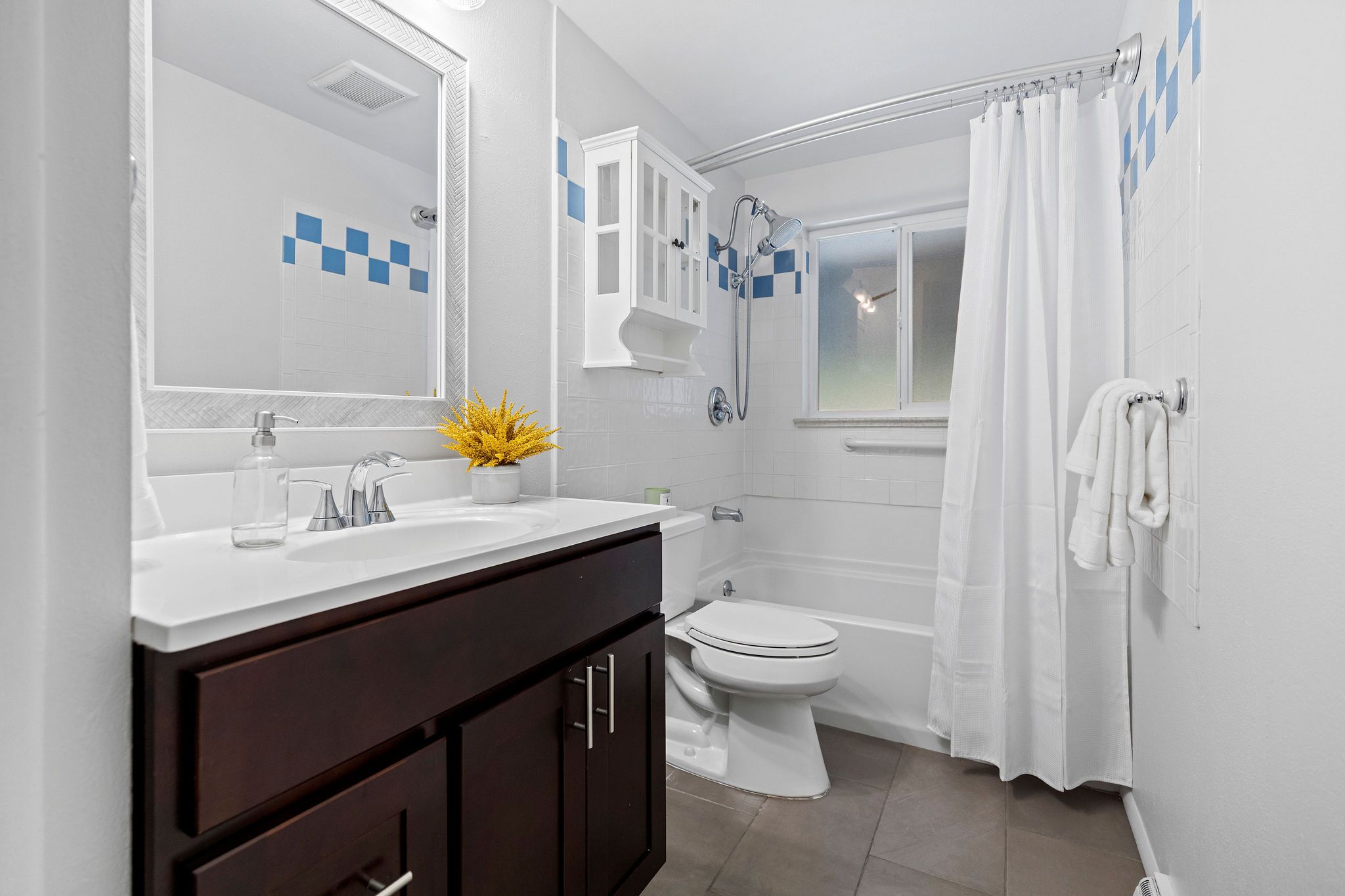  Beautifully Updated and Ideally Located Near Belmar and O’Kane Park - 物件實景