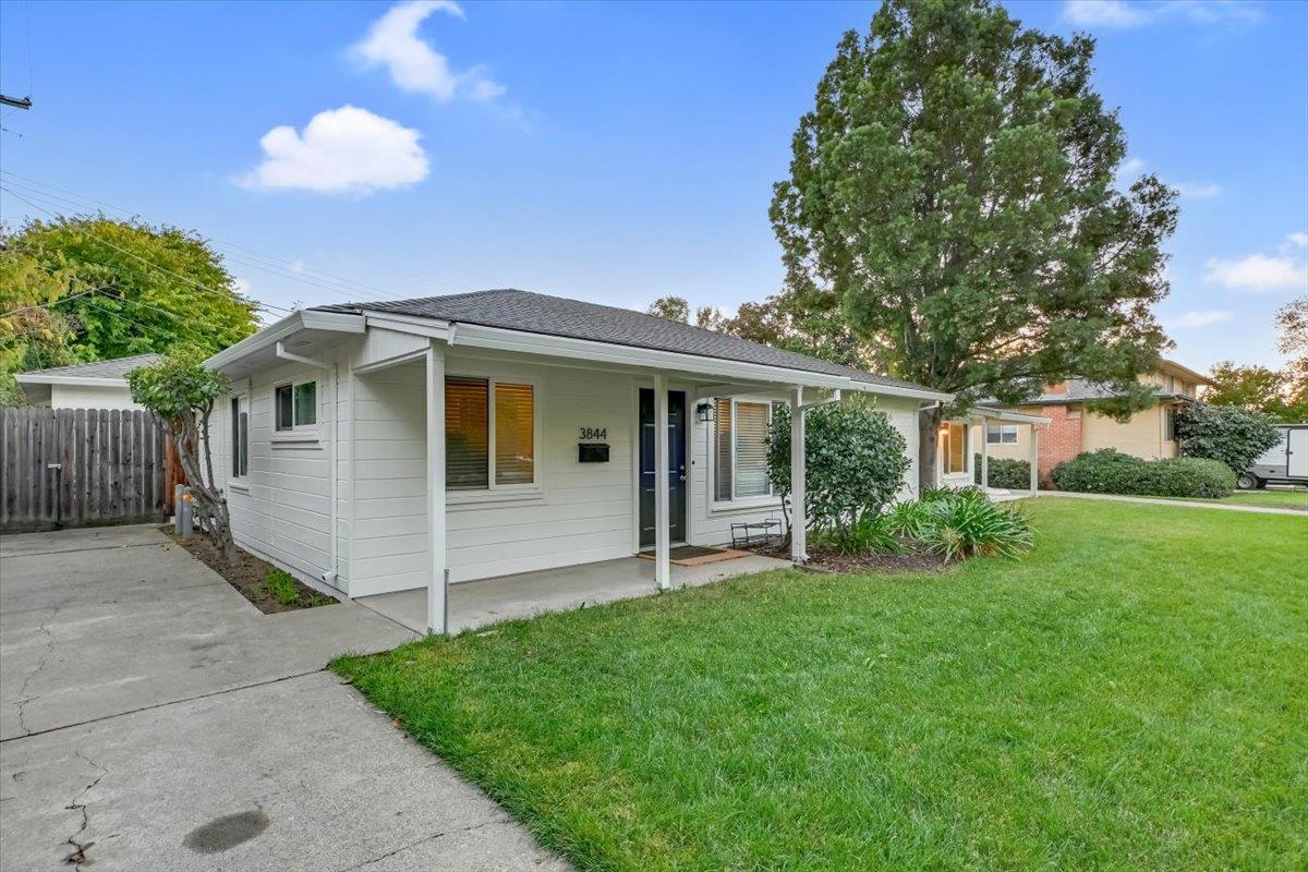 Sacramento, California, 95864, United States, ,Residential,For Sale,1989325