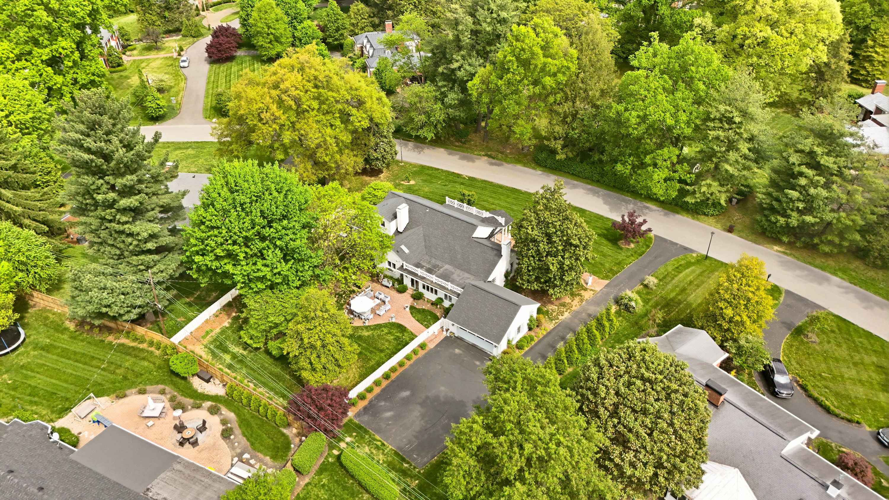 506 Jarvis Lane, Louisville, KY 40207 - 物件實景