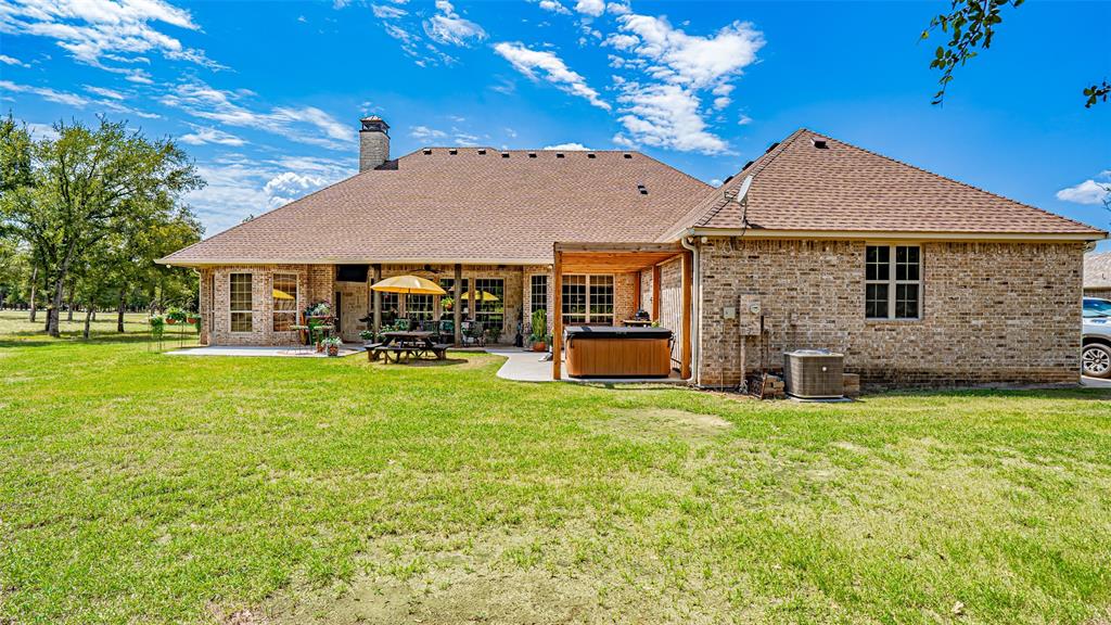 Lipan, Texas, 76462, United States, 4 Bedrooms Bedrooms, ,4 BathroomsBathrooms,Residential,For Sale,1942580