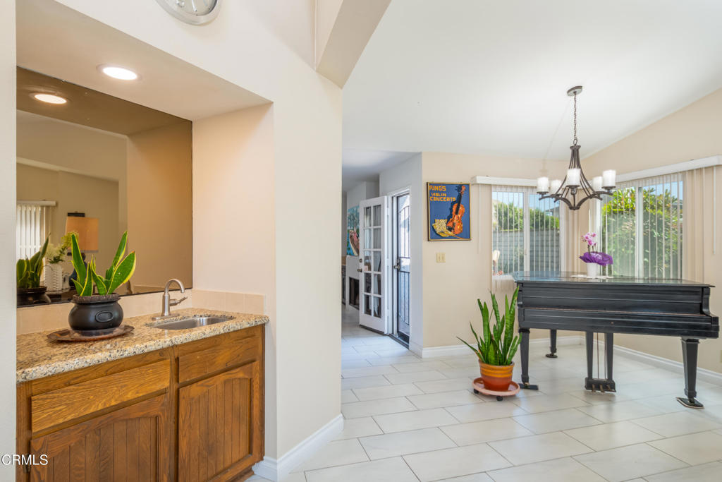 Oxnard, California, 93030, United States, 3 Bedrooms Bedrooms, ,3 BathroomsBathrooms,Residential,For Sale,1979295