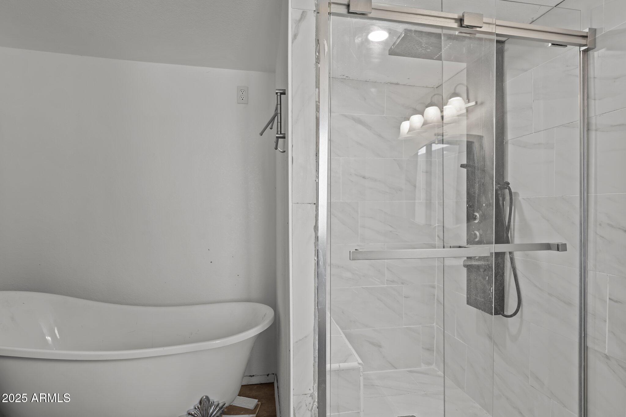 Wickenburg, Arizona, 85390, United States, 4 Bedrooms Bedrooms, ,4 BathroomsBathrooms,Residential,For Sale,1974877