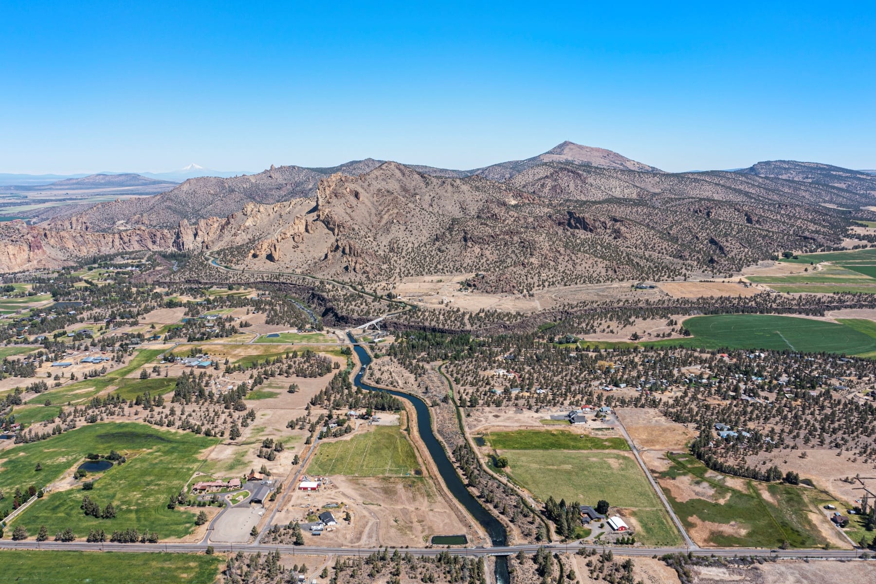 4220 NE Smith Rock Way Terrebonne, OR 97760 - 物件實景