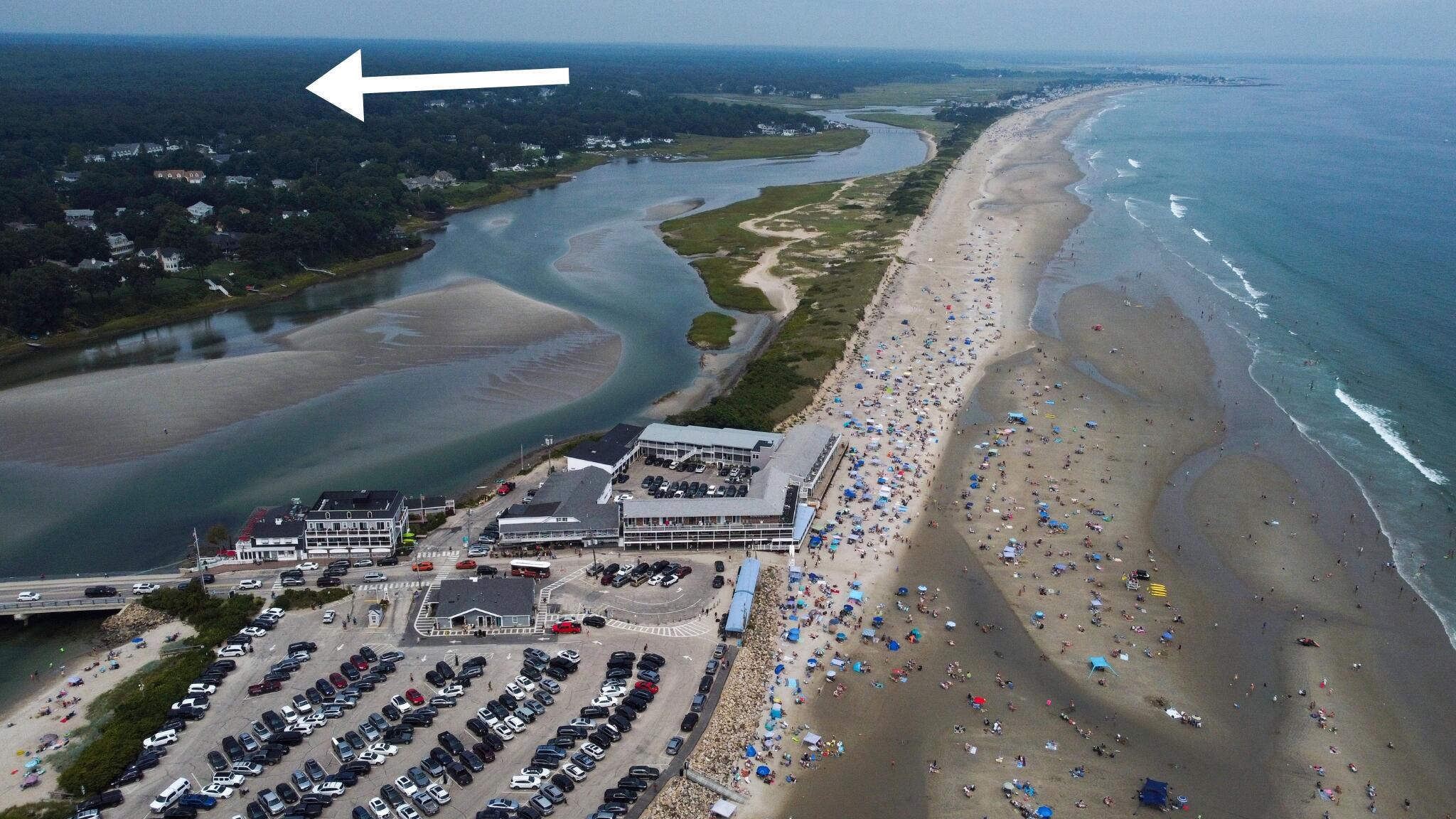 Ogunquit, Maine, 03907, United States, 2 Bedrooms Bedrooms, ,2 BathroomsBathrooms,Residential,For Sale,1885422