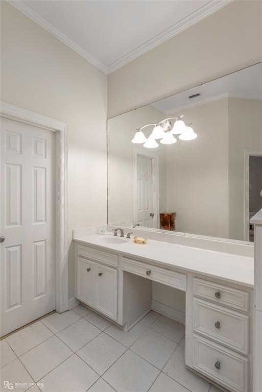 Shreveport, Louisiana, 71106, United States, 4 Bedrooms Bedrooms, ,4 BathroomsBathrooms,Residential,For Sale,1932874