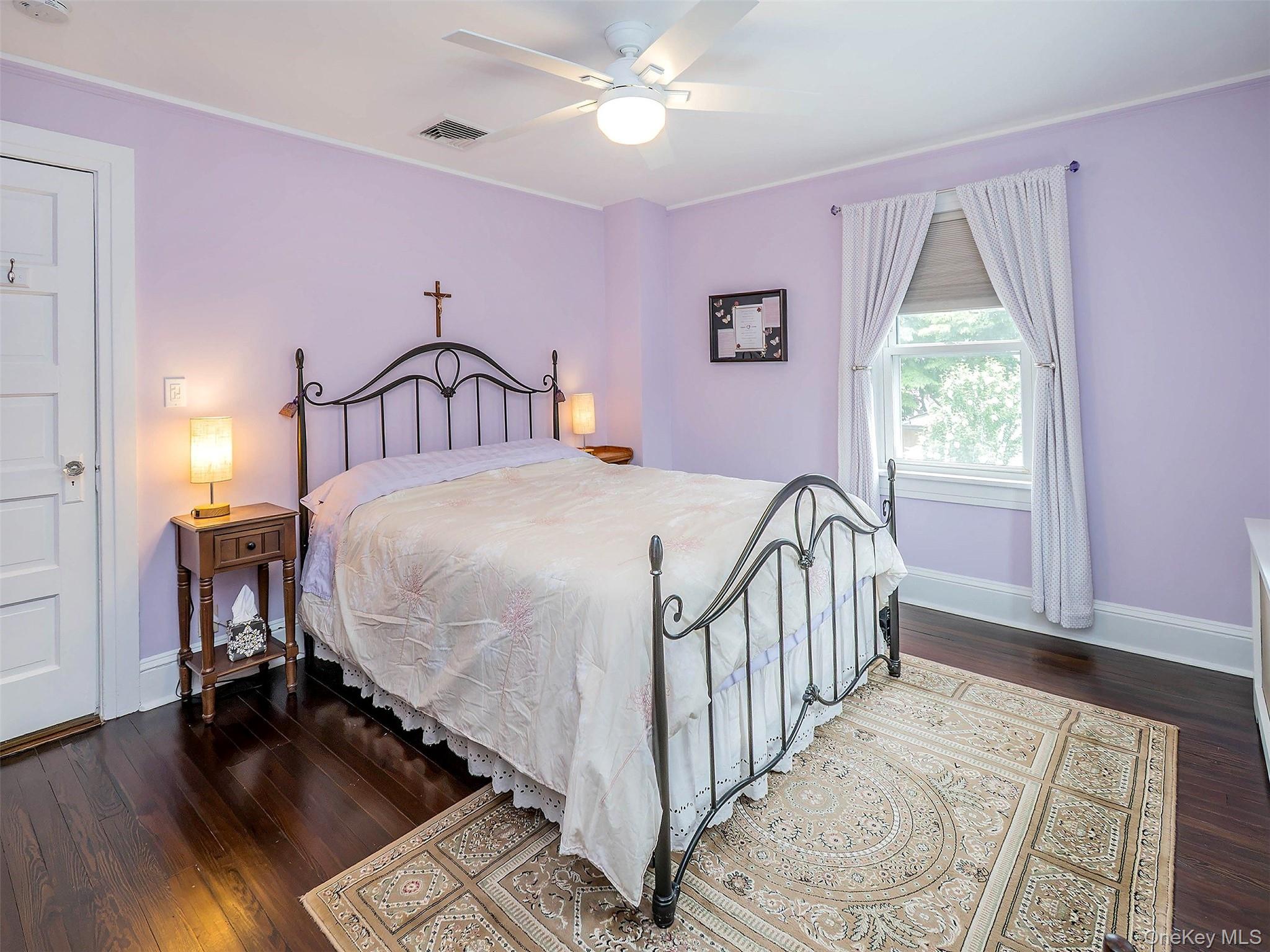  1 Raymond Street, Glen Cove, NY, 11542 - 物件實景