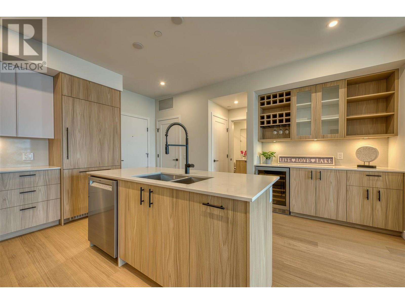 LAKE COUNTRY, British Columbia, V4V 0C4, CA, 2 Bedrooms Bedrooms, ,1 BathroomBathrooms,Residential,For Sale,1896193