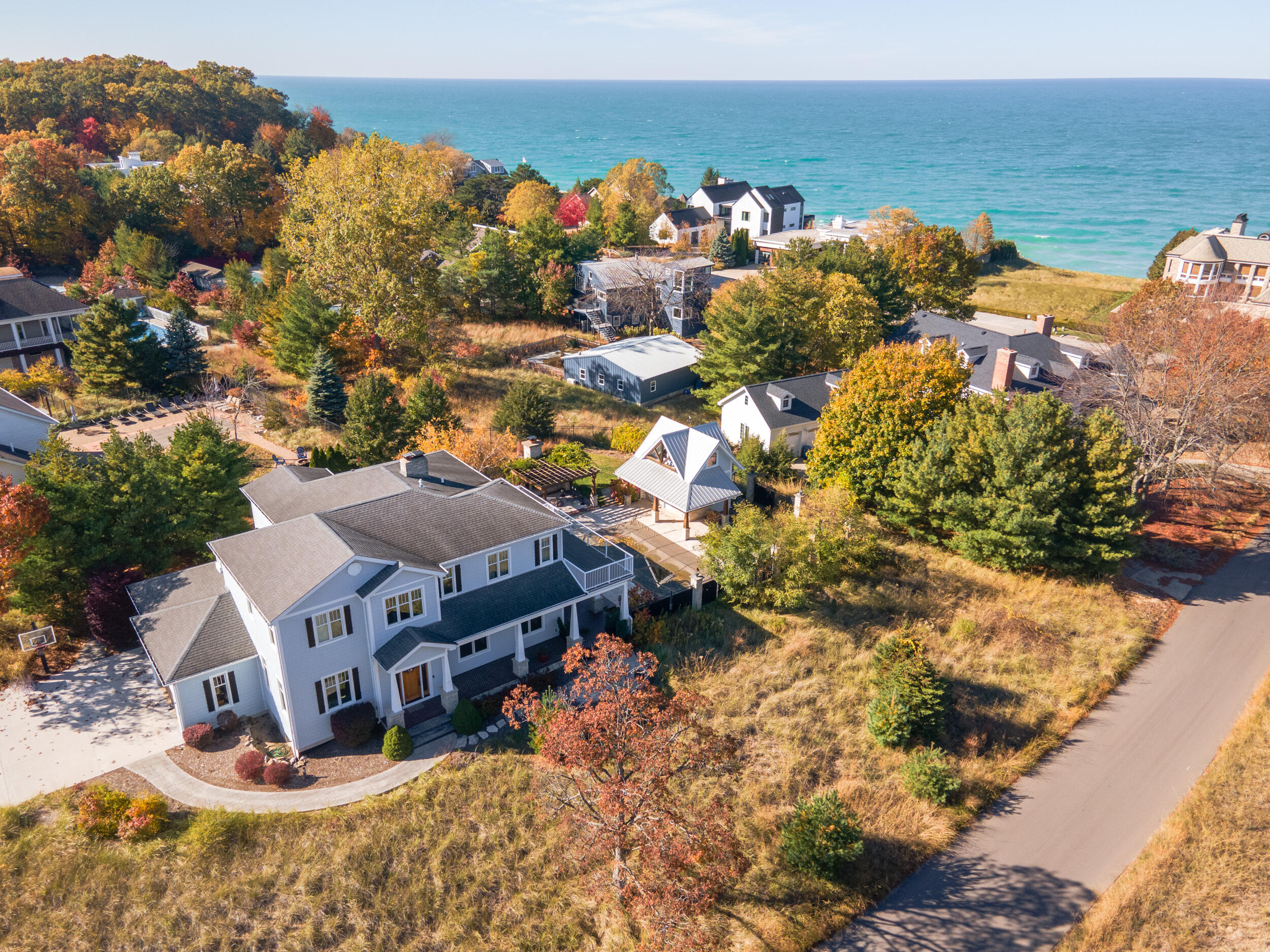 New Buffalo, Michigan, 49117, United States, 6 Bedrooms Bedrooms, ,5 BathroomsBathrooms,Residential,For Sale,1989502