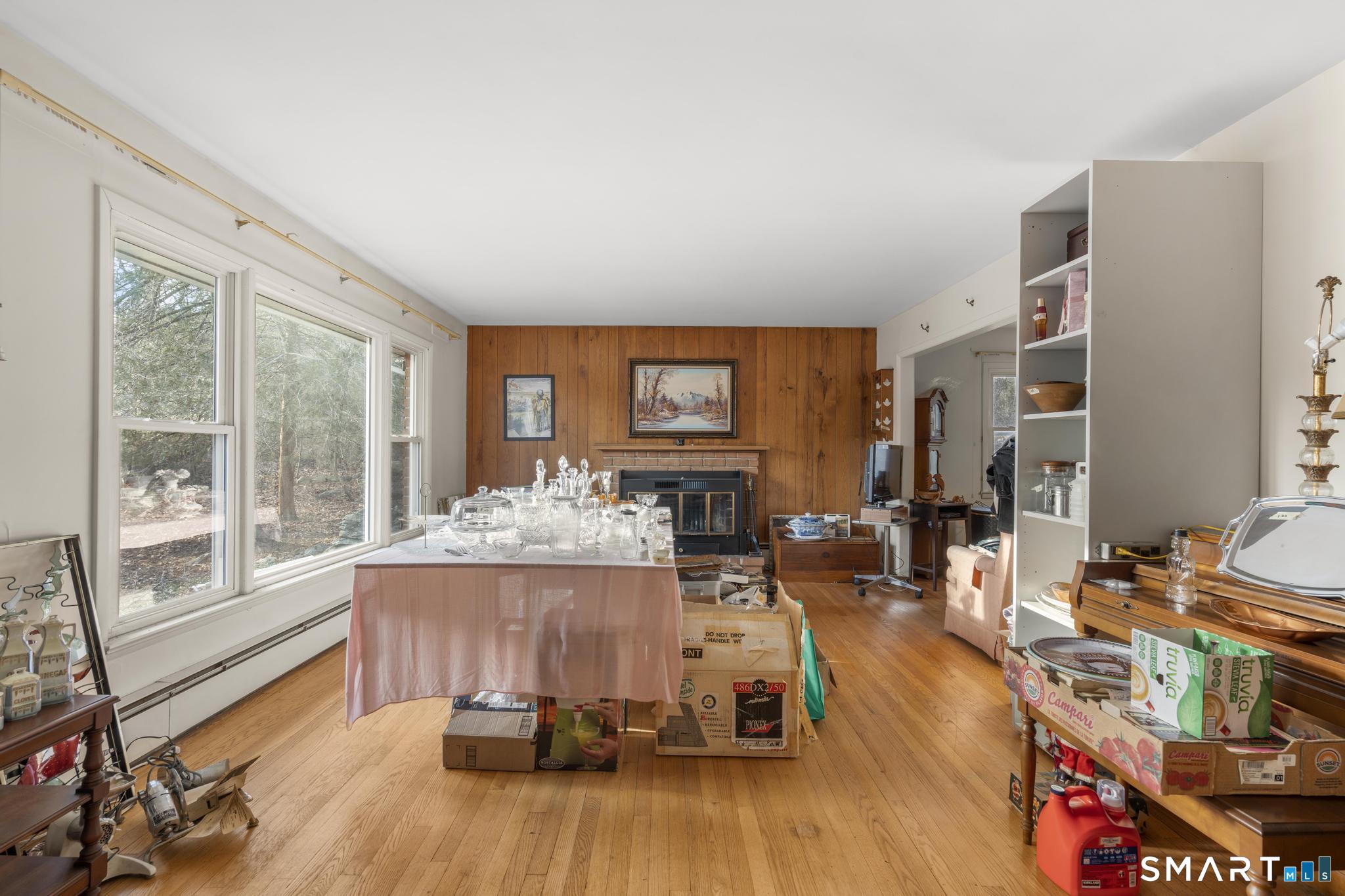 Norwalk, Connecticut, 06851, United States, 3 Bedrooms Bedrooms, ,2 BathroomsBathrooms,Residential,For Sale,2010794