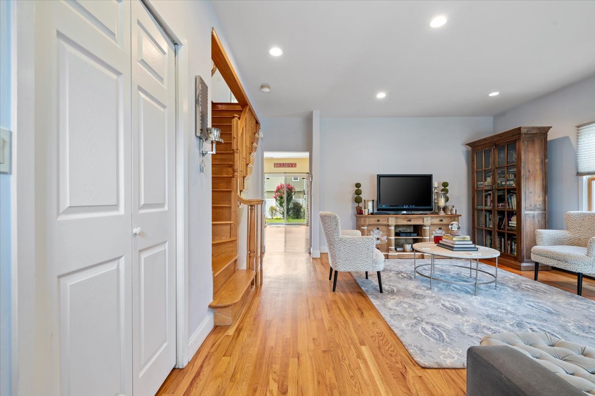 Bethpage, New York, 11714, United States, 4 Bedrooms Bedrooms, ,3 BathroomsBathrooms,Residential,For Sale,1905713